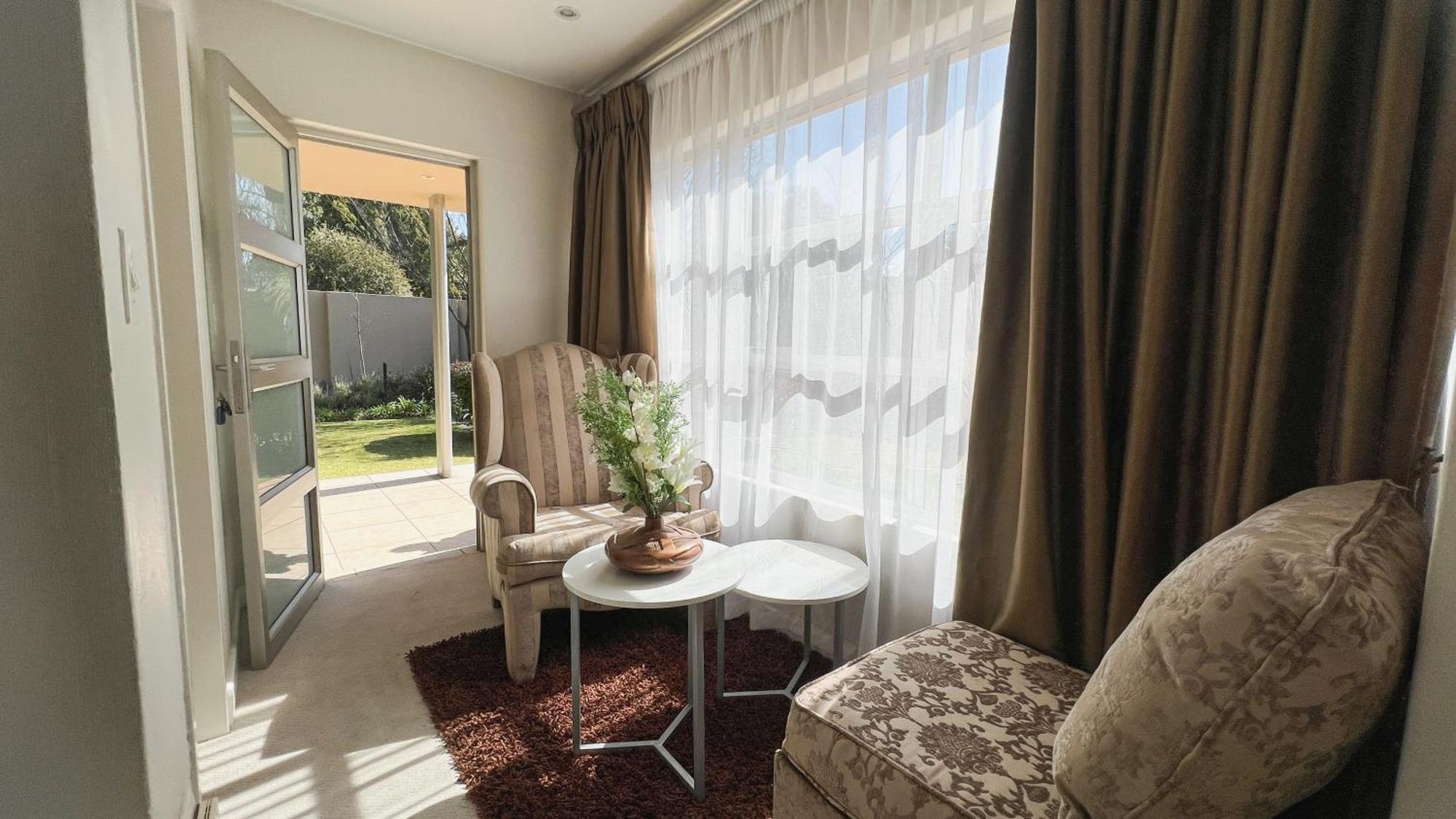 Sizanazo - In The Heart Of Northcliff Hill Johannesburg