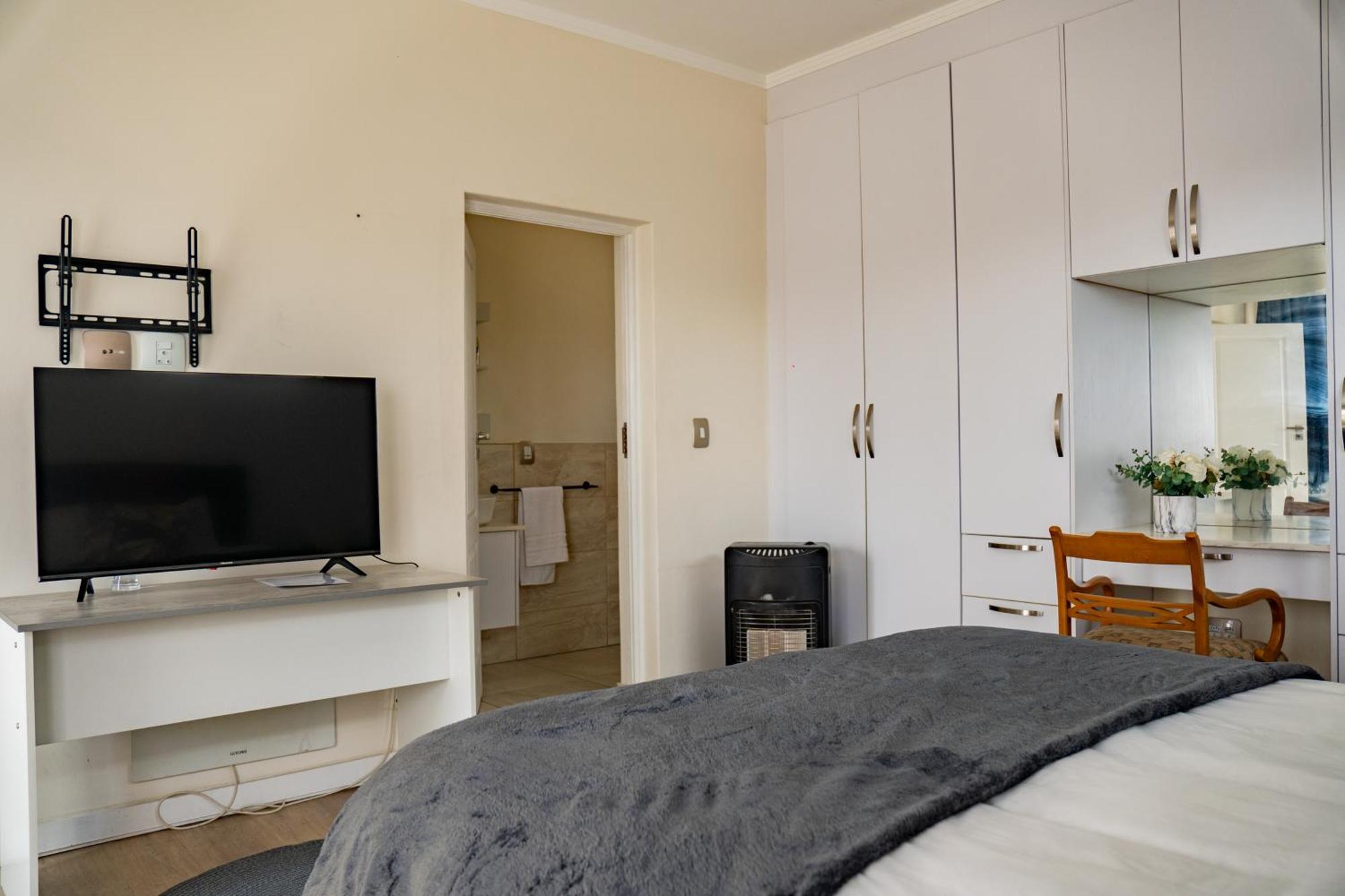3 On Tessa Guest house *