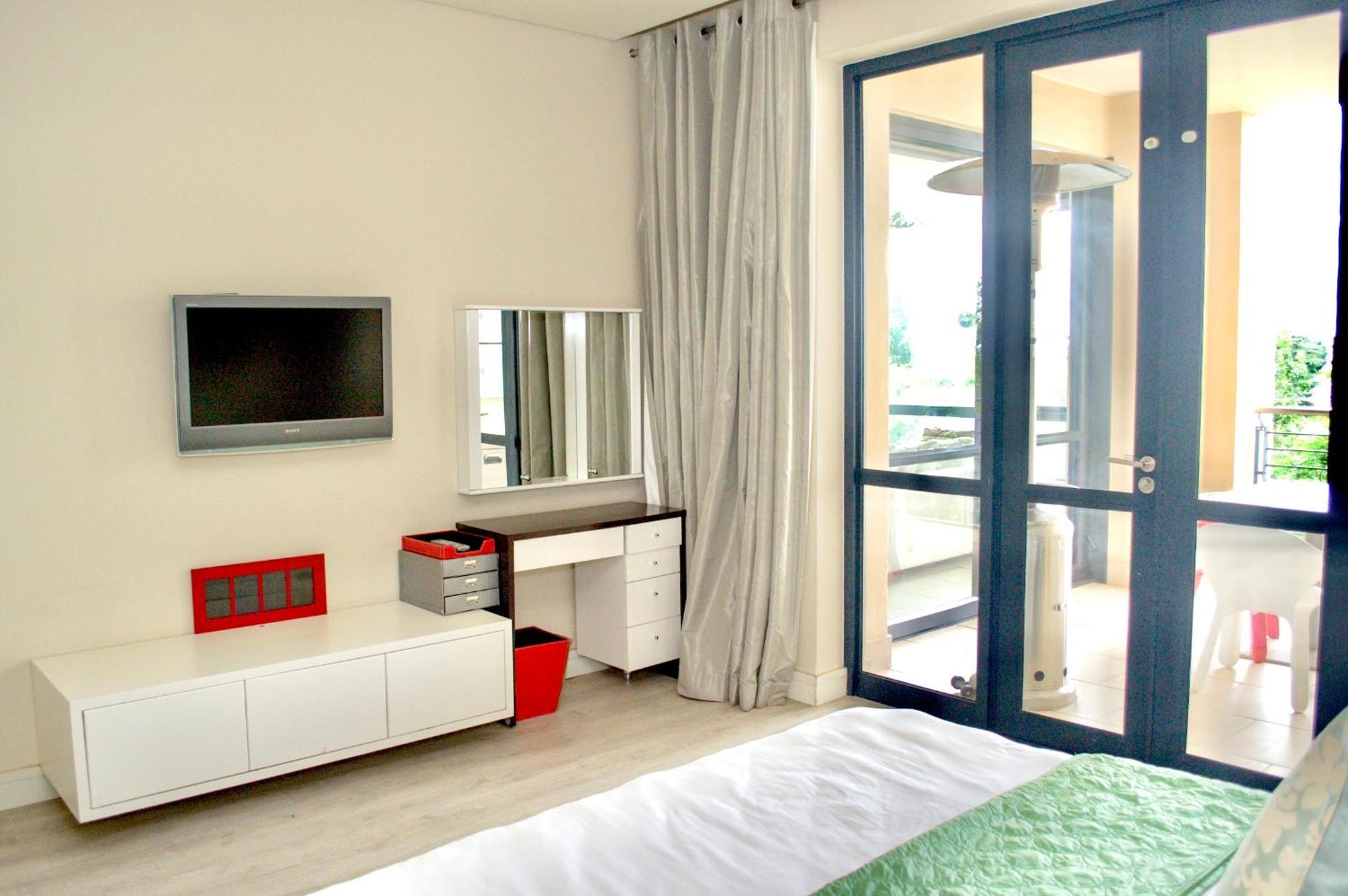 Apartment The Sandton Emperor *