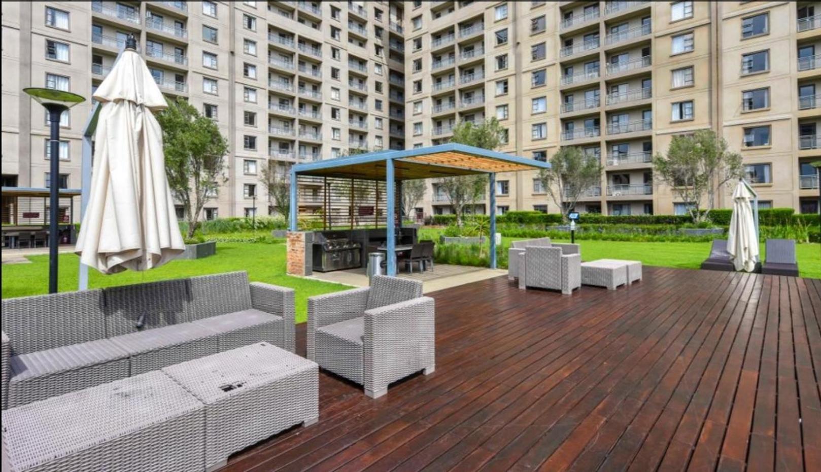 Westpoint Executive Suites, Sandton, Apartment Johannesburg