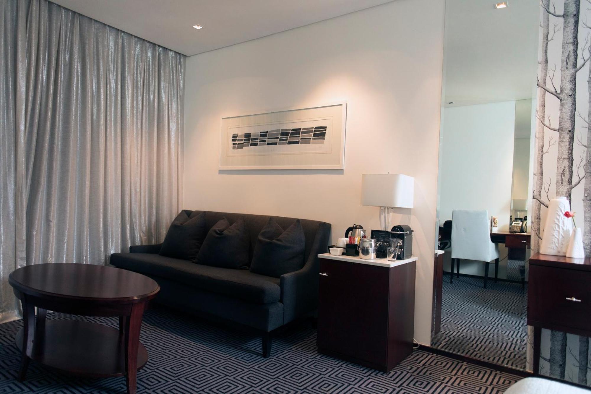 Hotel Davinci On Nelson Mandela Square