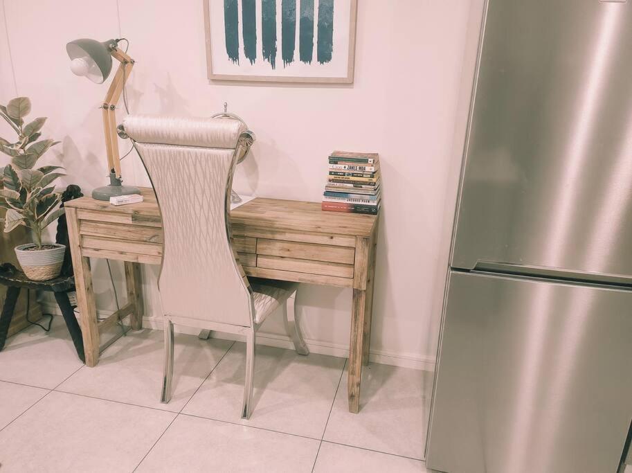 Apartamento Emerald Skye -luxury 1 Bed Pad, Greenstone Hill-no Loadshedding Ups
