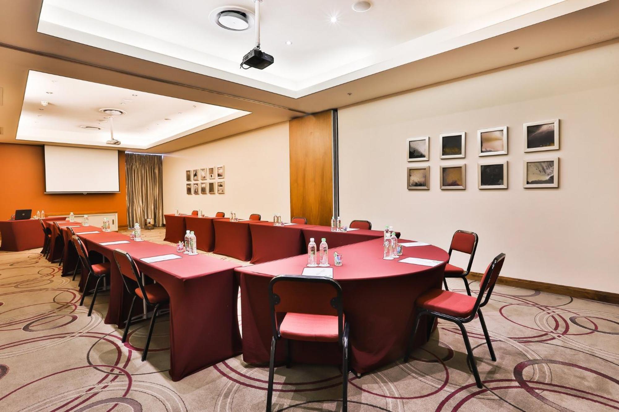 Johannesburg-rosebank By Ihg 4*