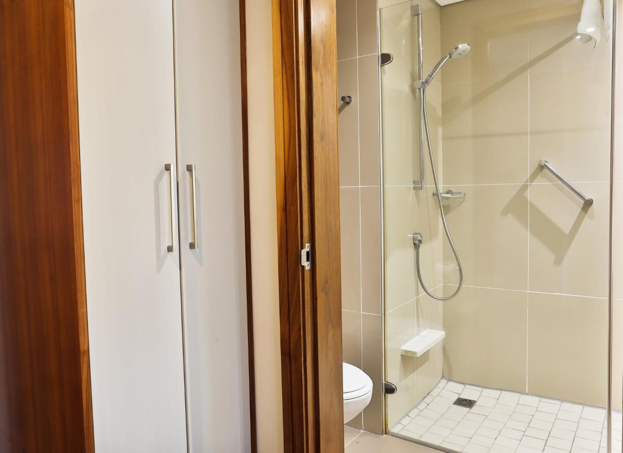 Johannesburg-rosebank By Ihg Hotel 4*