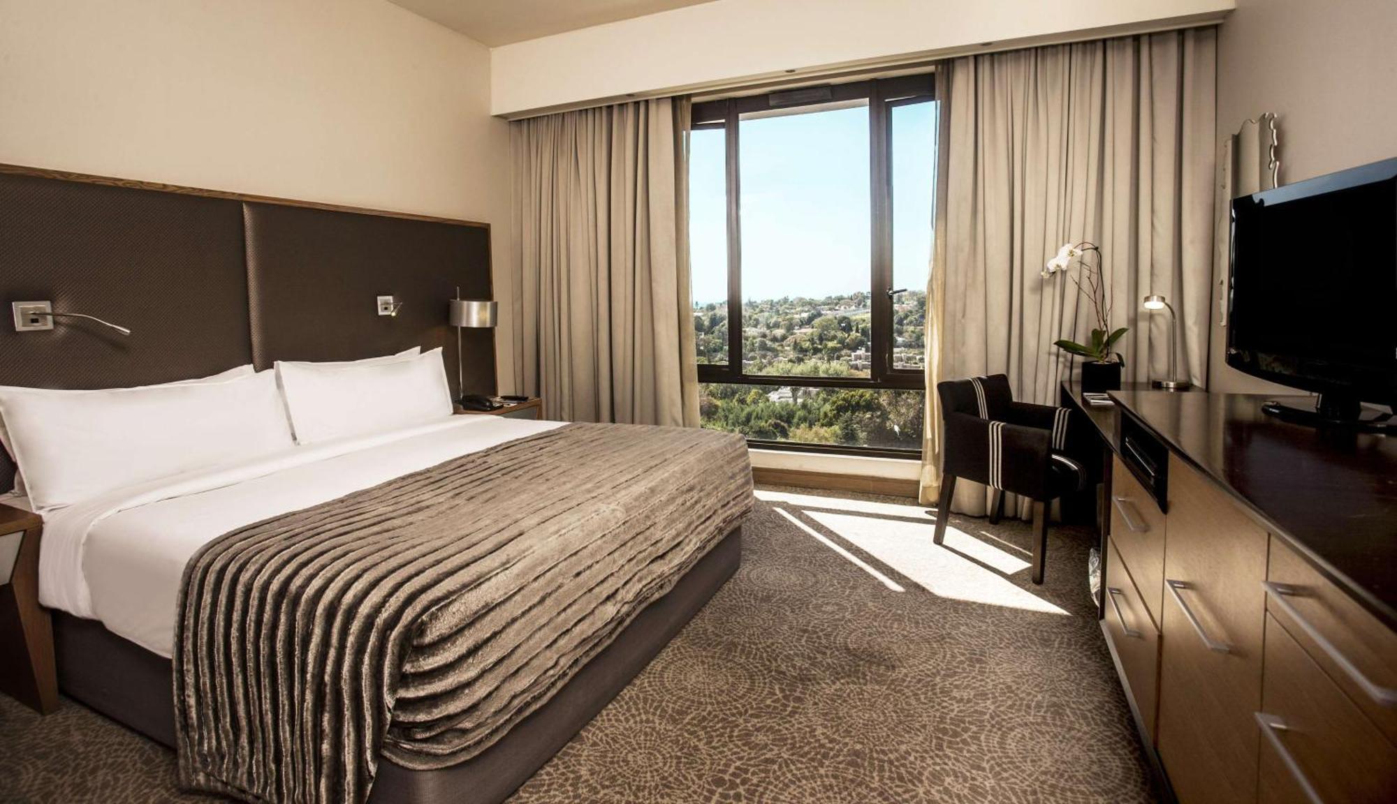 Southern Sun Hyde Park Sandton Khách sạn 4*