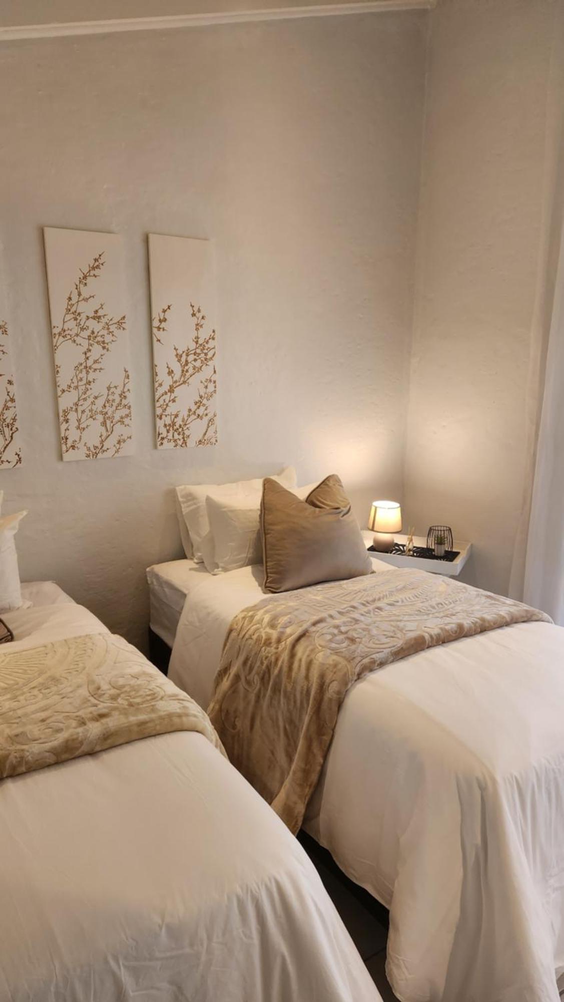Acomodação com café da manhã  Rest&relax Joanesburgo