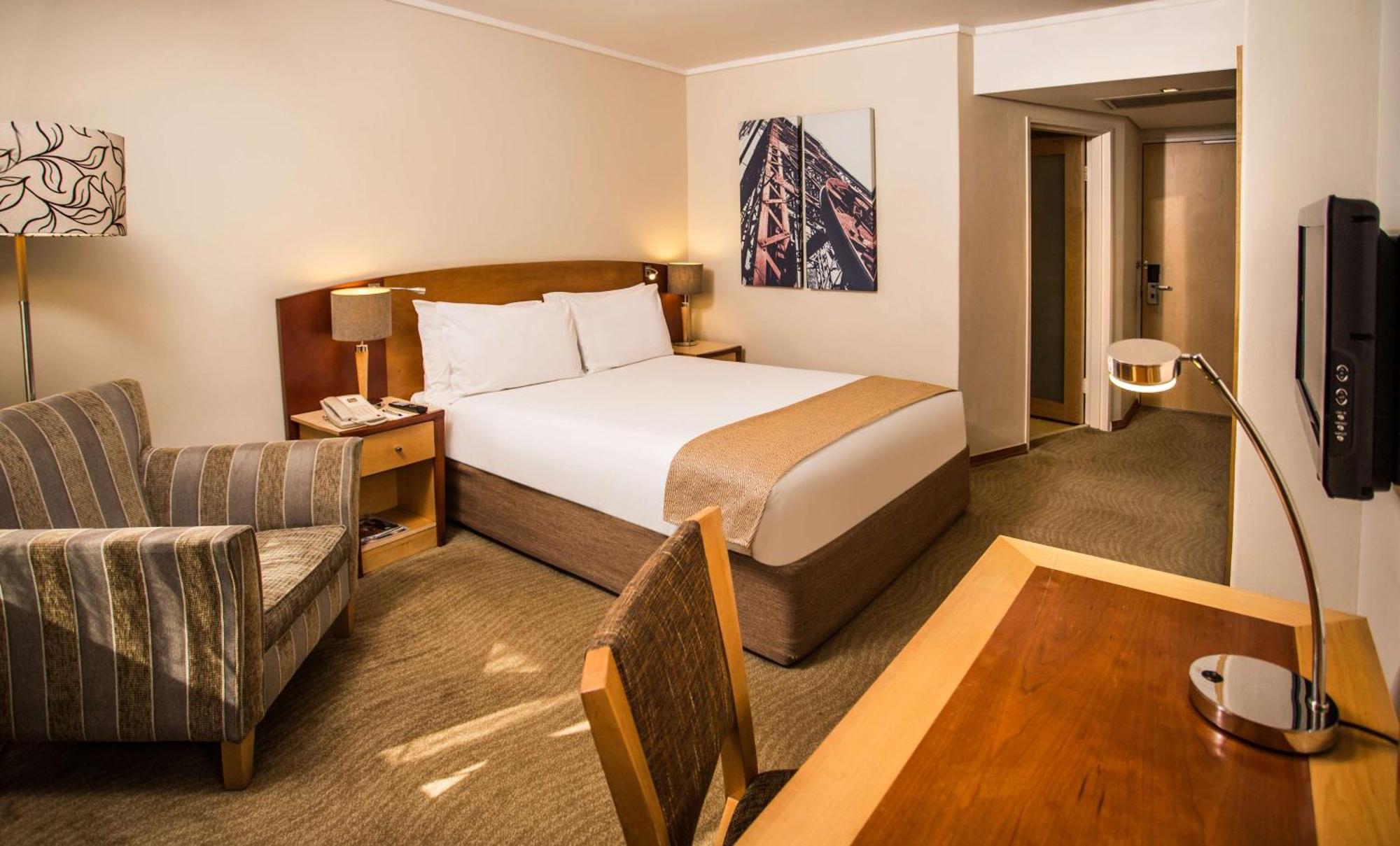 Garden Court Eastgate Hotel