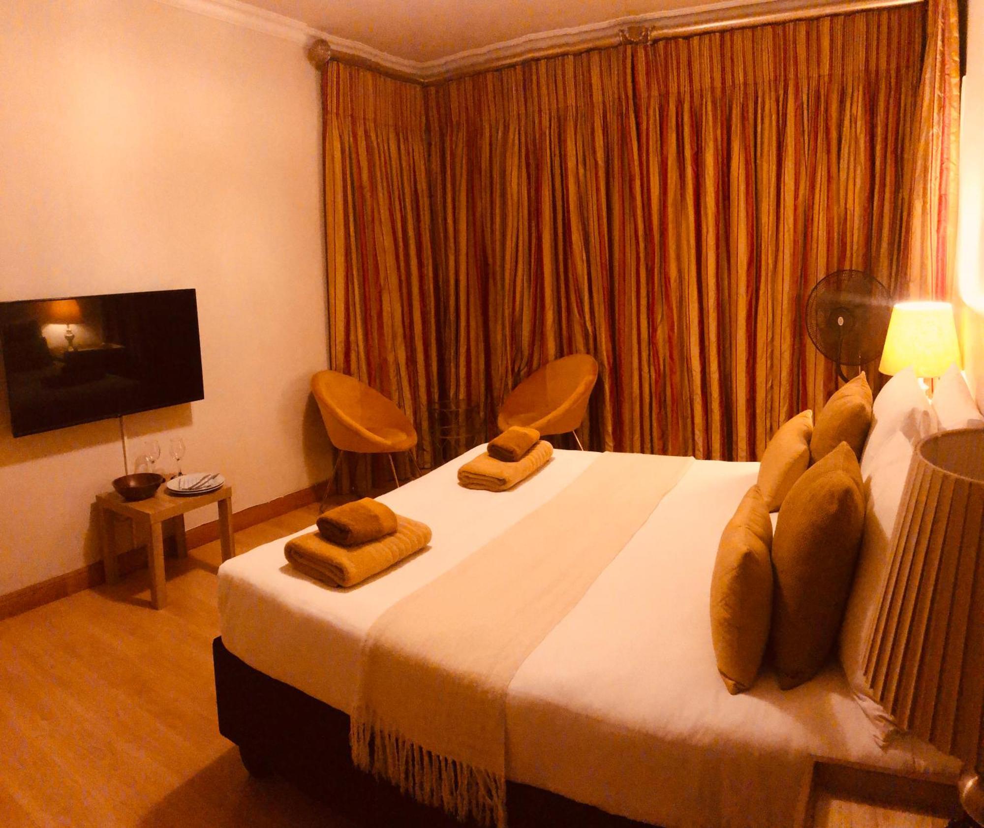 27a On Angus 4* Johannesburg