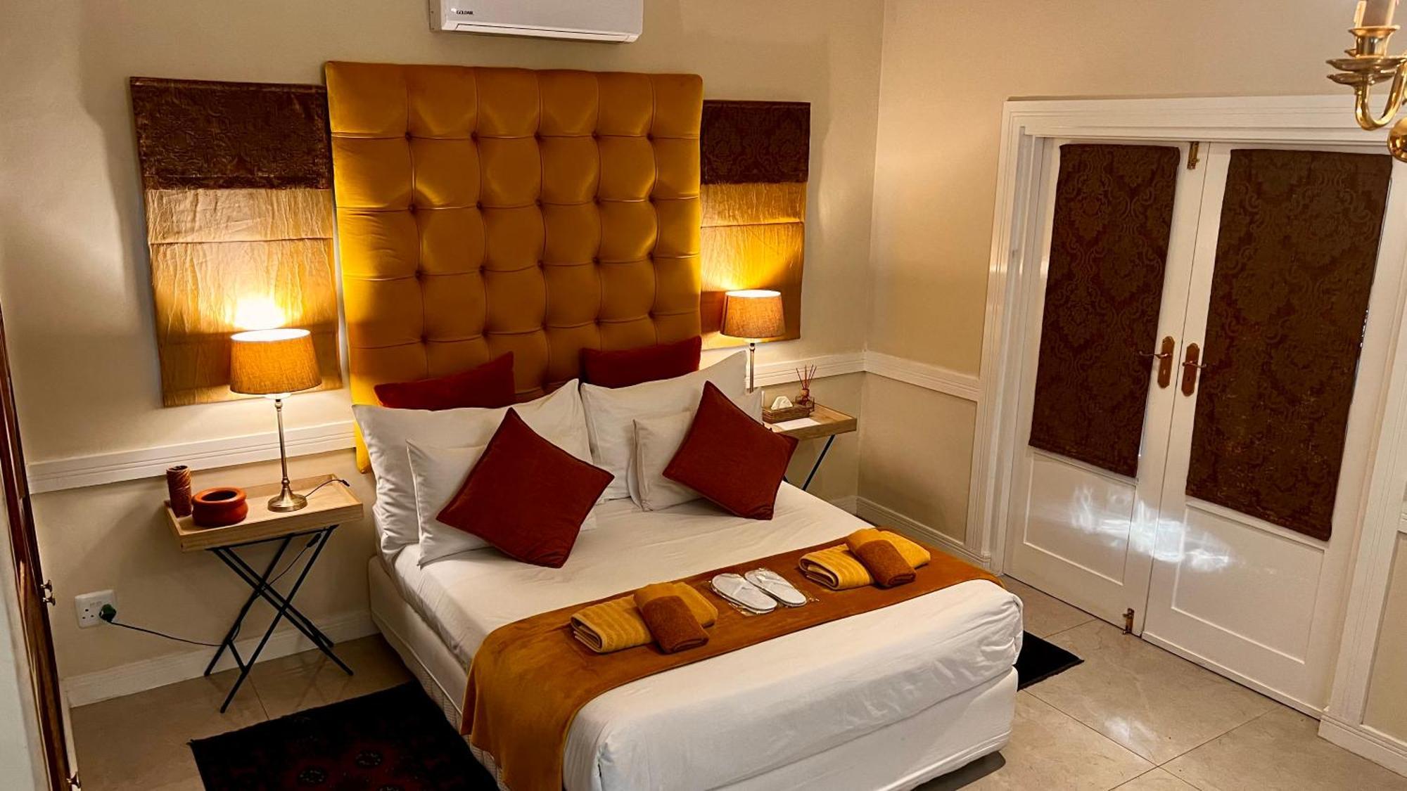 27a On Angus Guest house Johannesburg