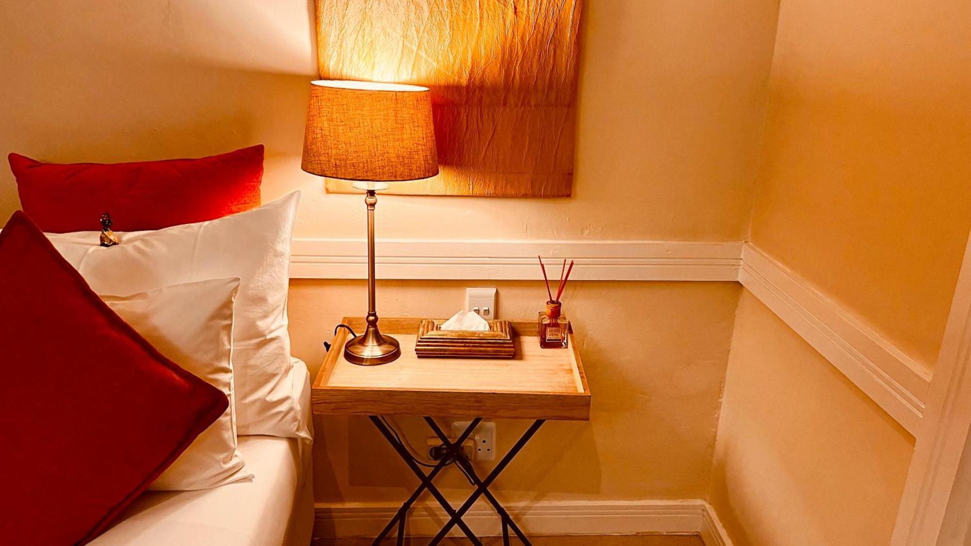 Guest house 27a On Angus 4*