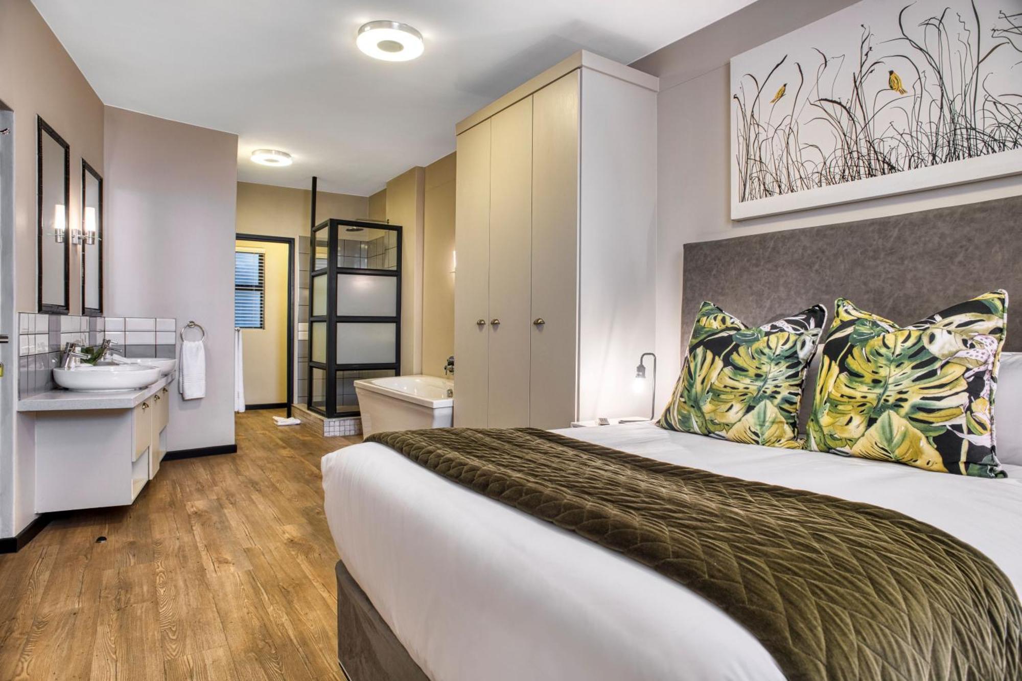 Apartment Cag The Vantage Rosebank Johannesburg