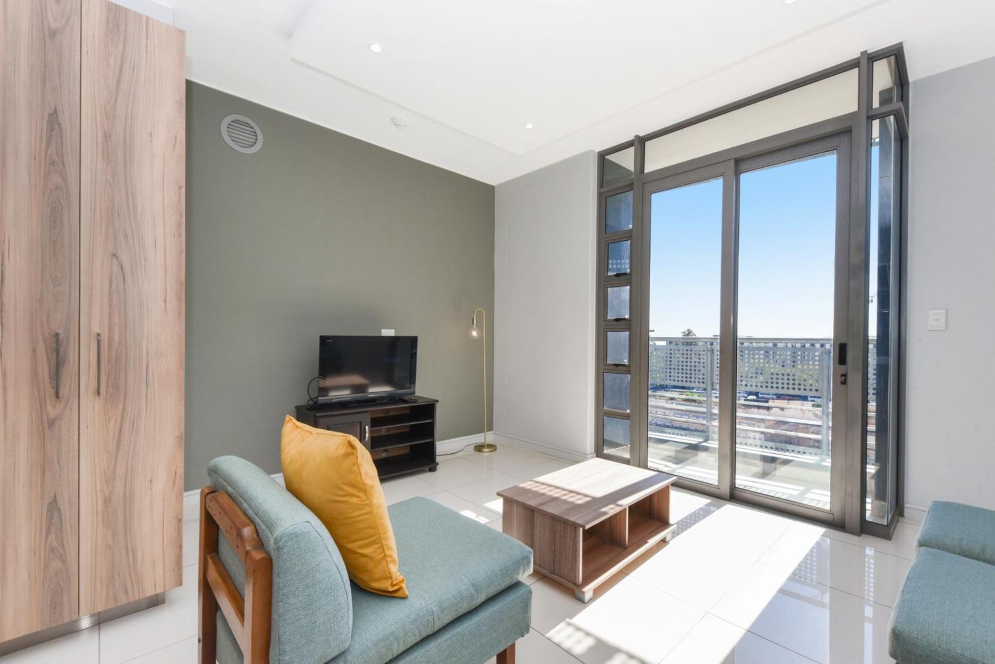 Apartment The Median Rosebank Luxury - Building With Generator