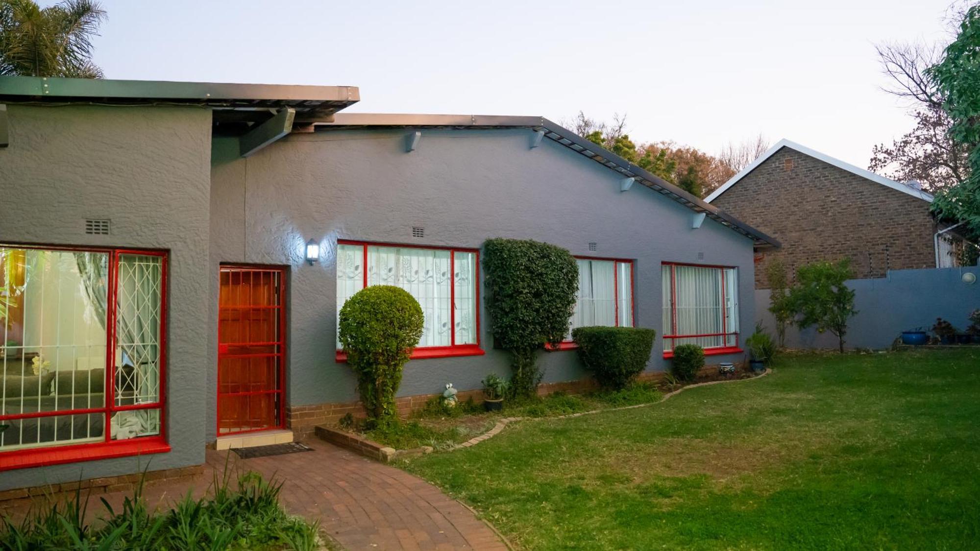 Guest house Grey Shade Place Johannesburg