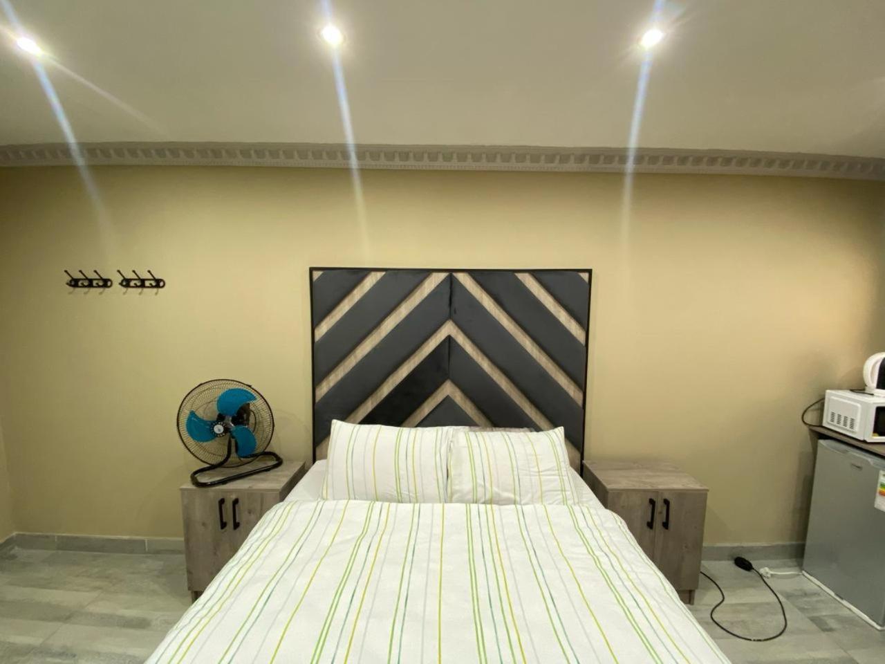 Arcon 6 * Johannesburg
