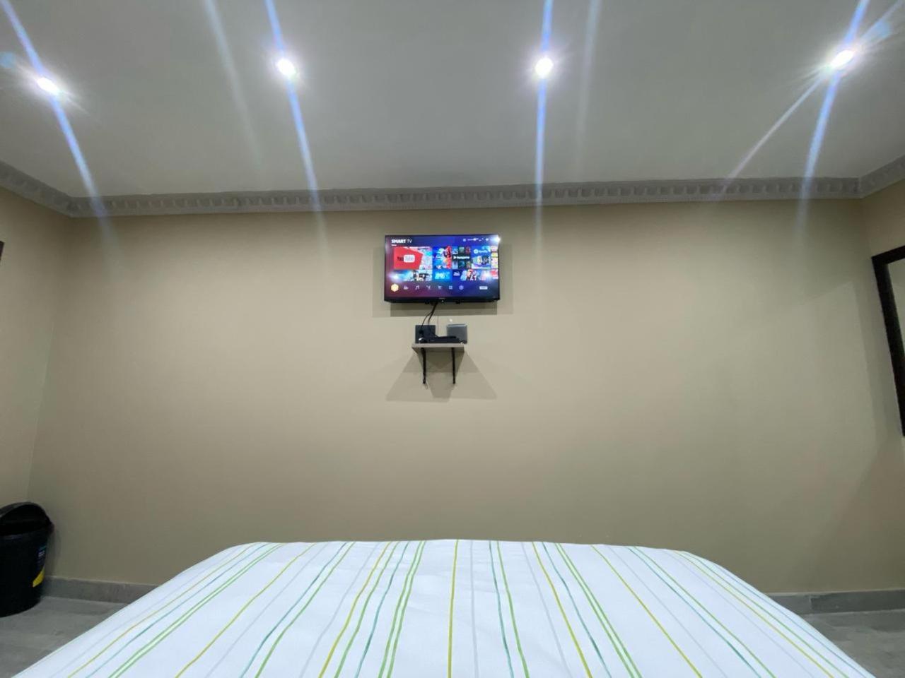 Arcon 6 *