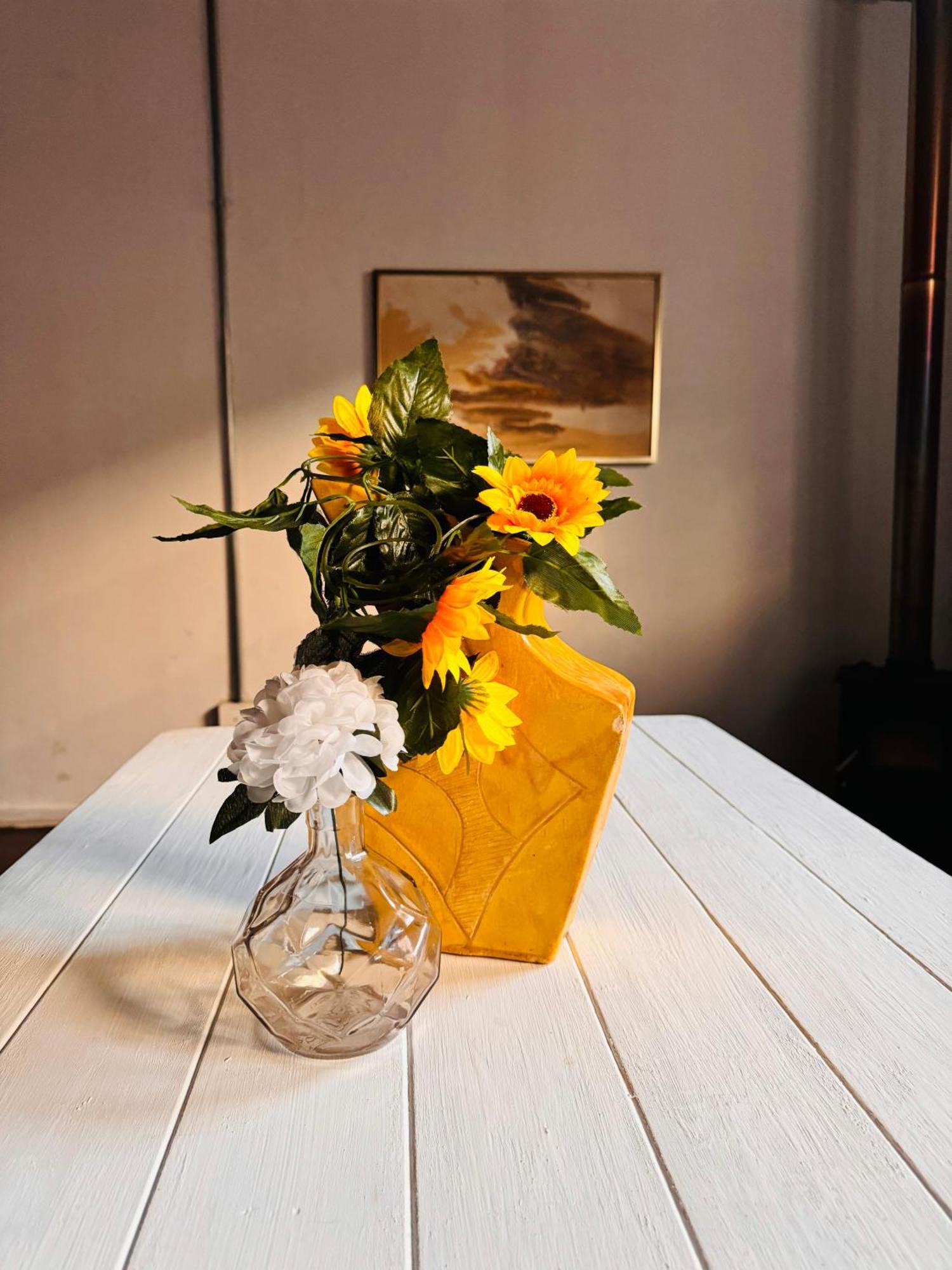 Uptown Oasis 2 Bedrooms , 2 Bathrooms In Maboneng With Unlimited Wifi Apartment *