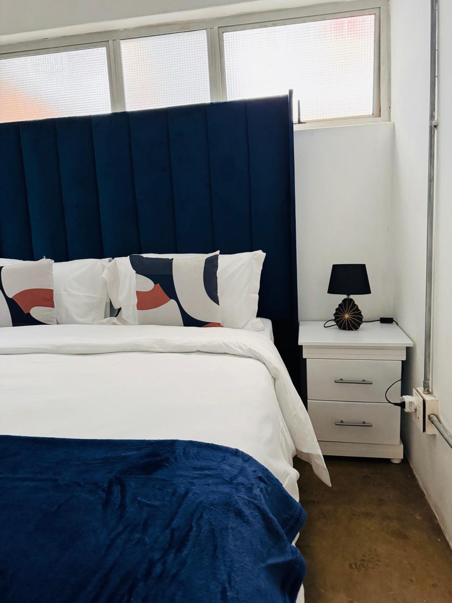 Apartamento Uptown Oasis 2 Bedrooms , 2 Bathrooms In Maboneng With Unlimited Wifi