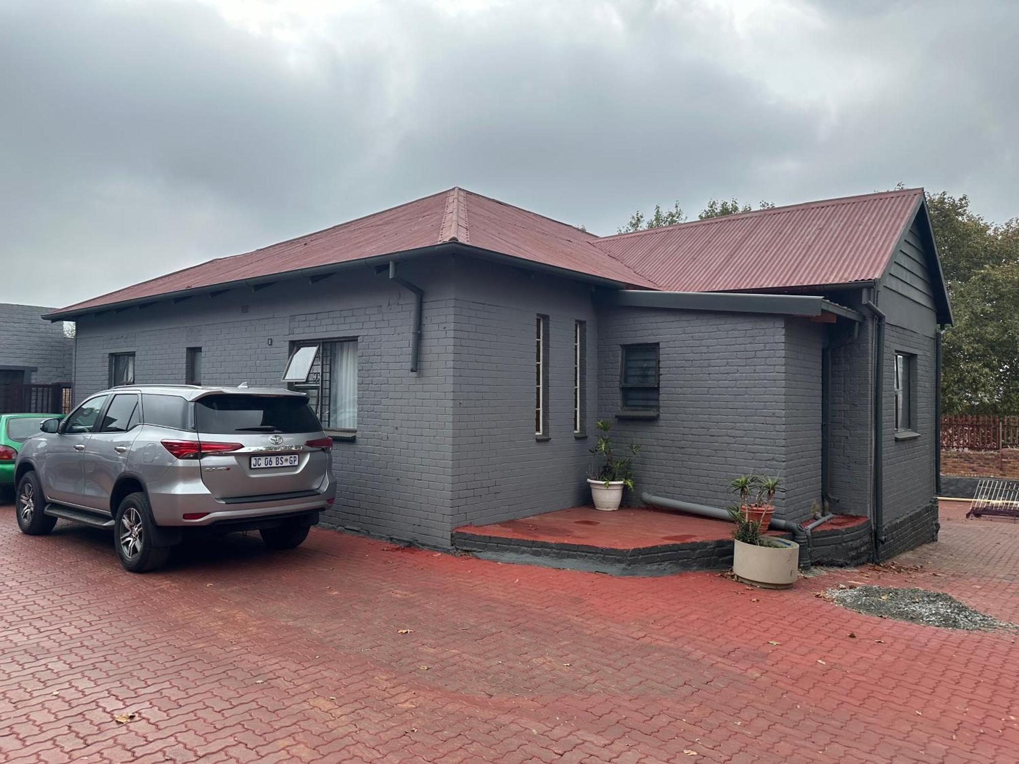Apartment 6 The Curve Unit 28 Johannesburg