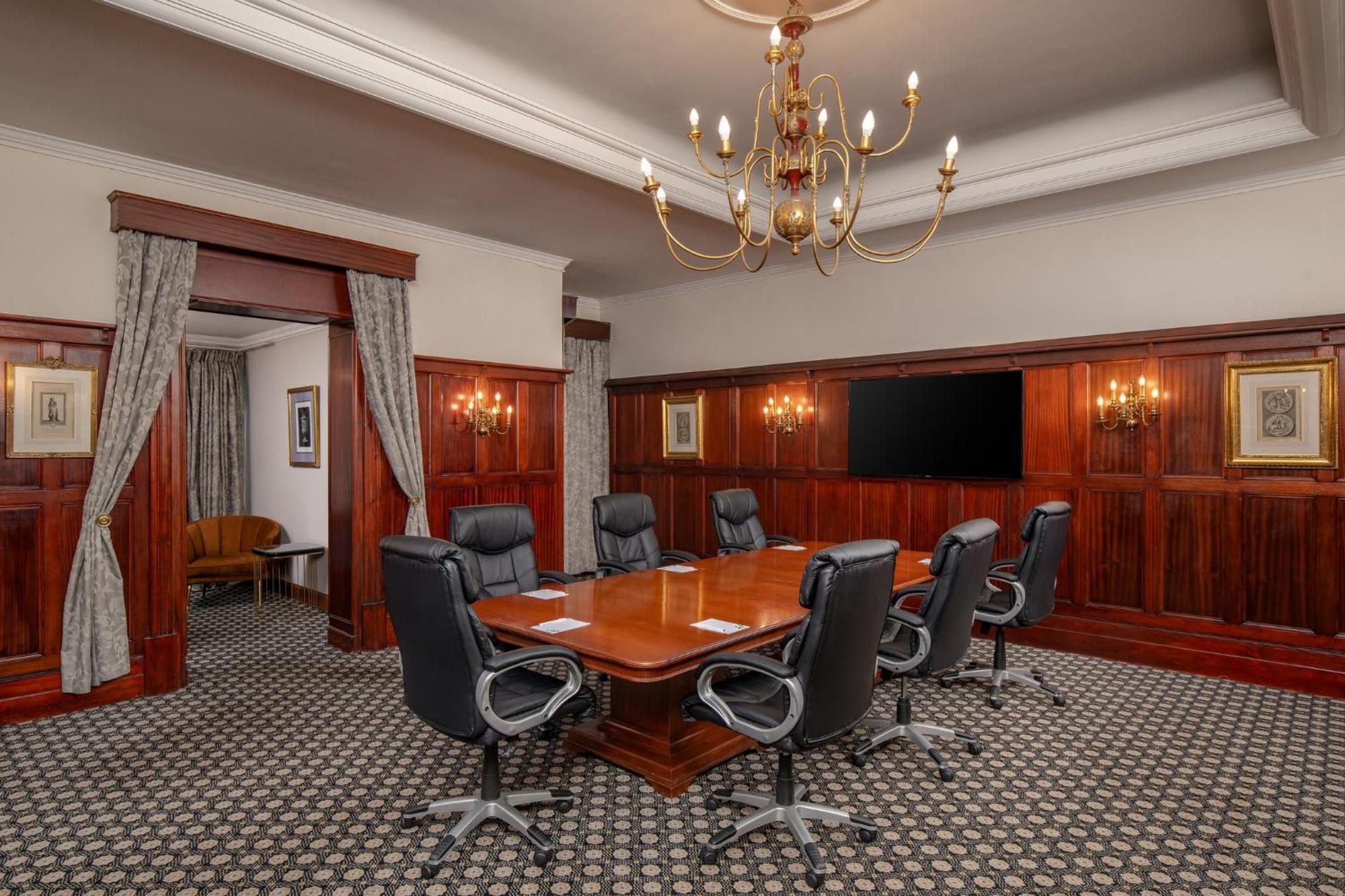 Hotel - Sunnyside Park By Ihg 4*