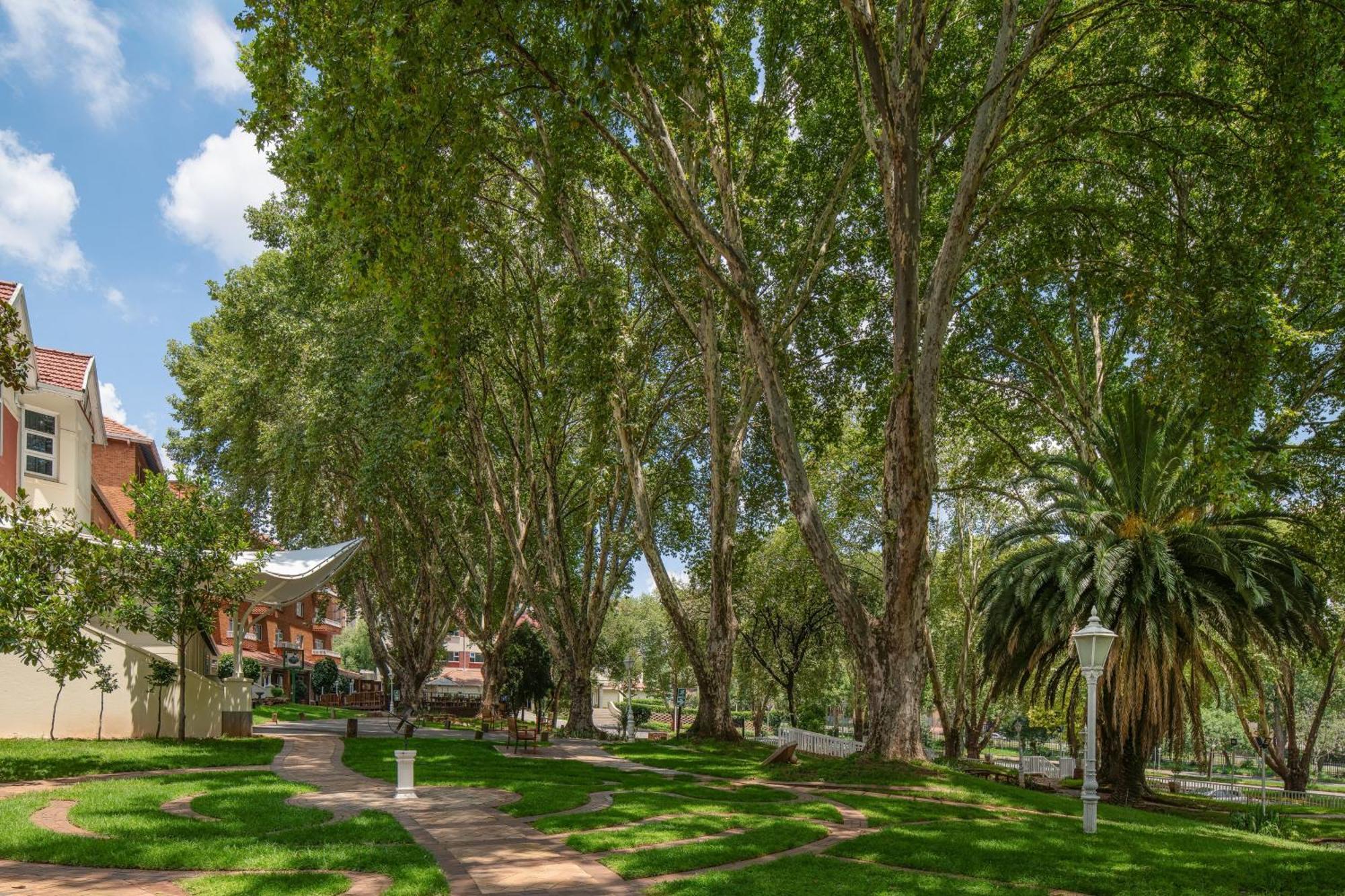 - Sunnyside Park By Ihg Johannesburg