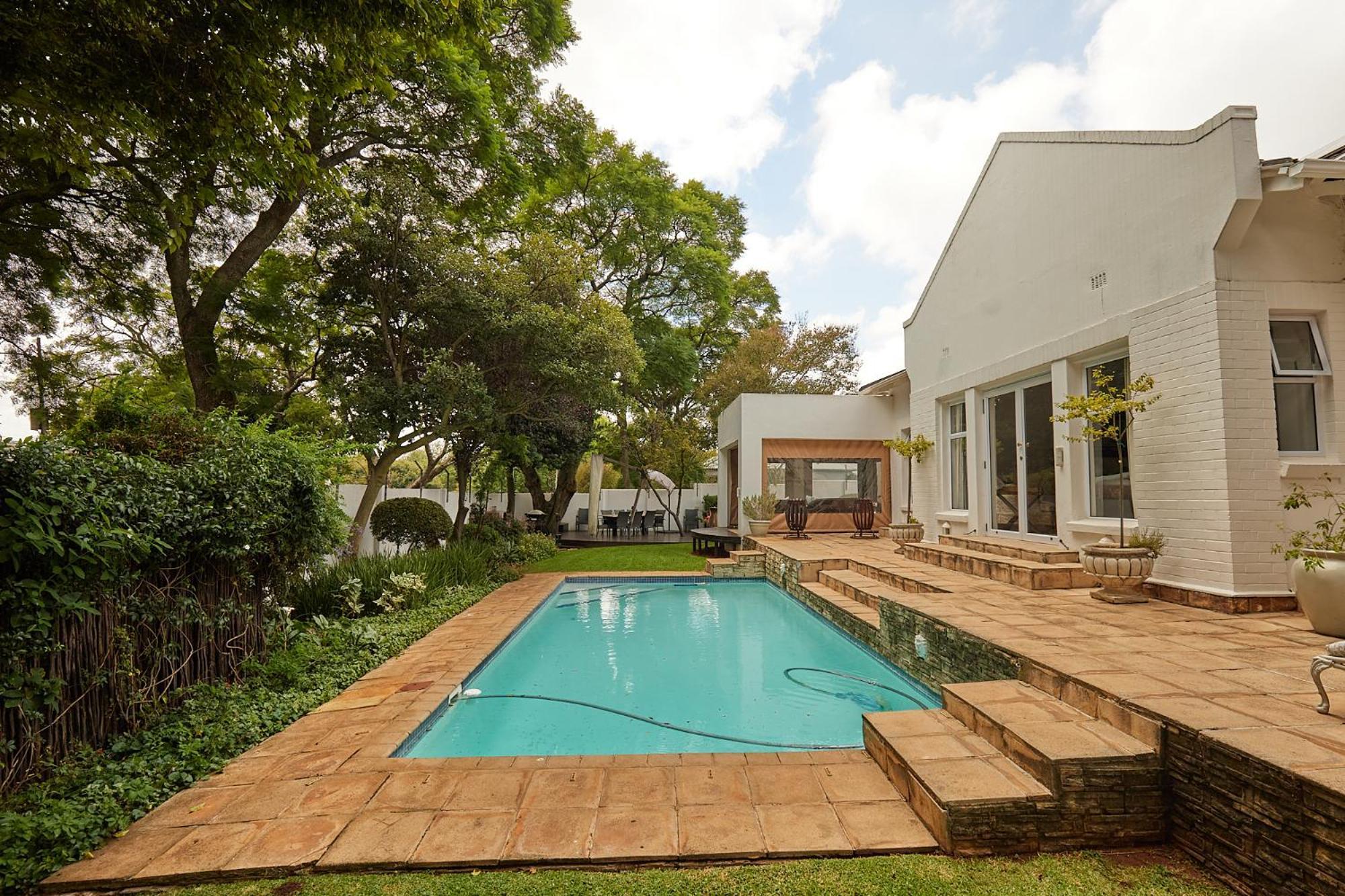 Nhà khách Maison Jacaranda 4*