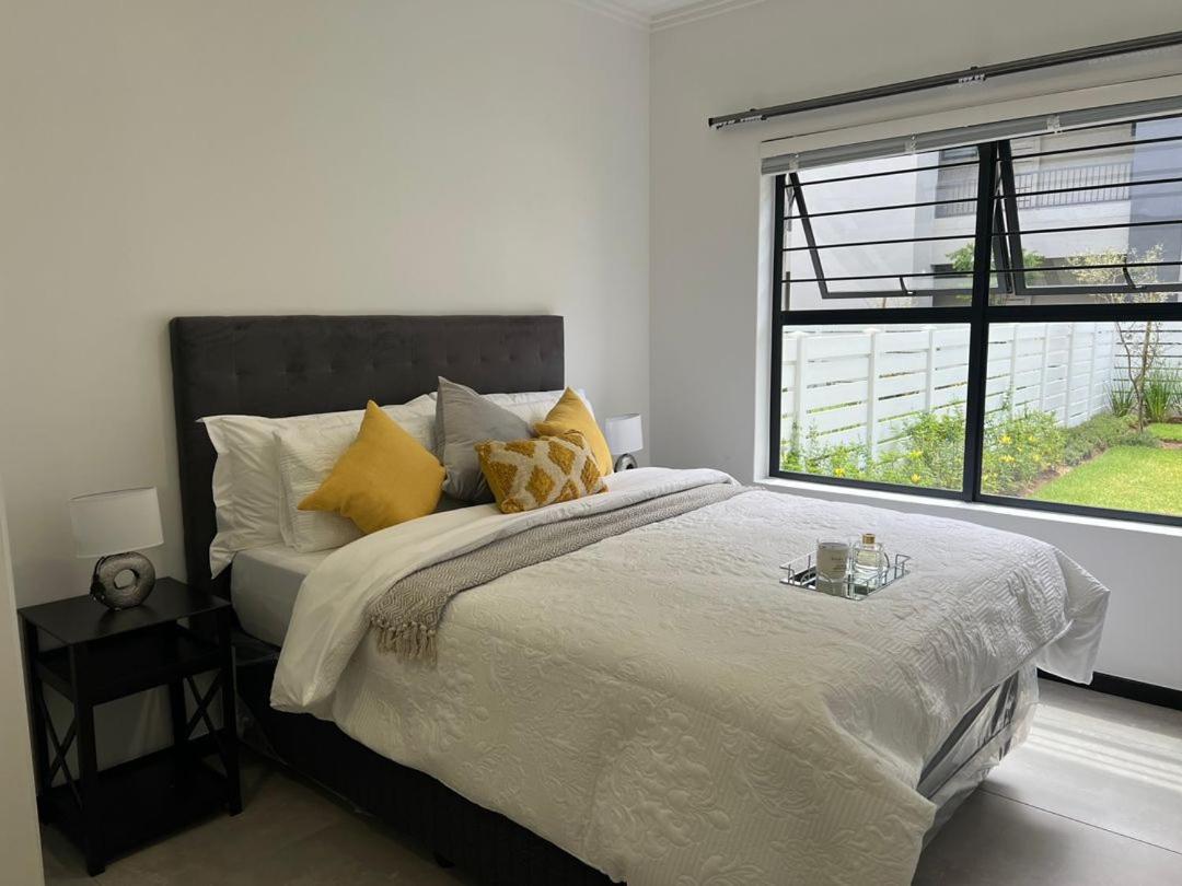 Tocara Lifestyle Estate: Fourways Apartment Johannesburg
