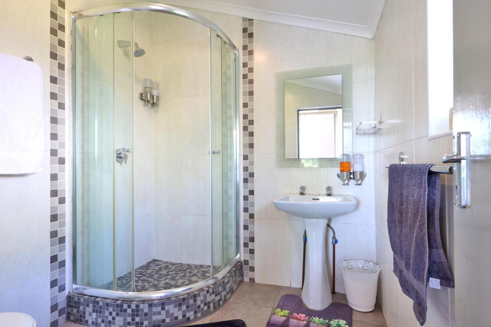 Casa de hóspedes Four C's Guest Units In Craighall Park Joanesburgo