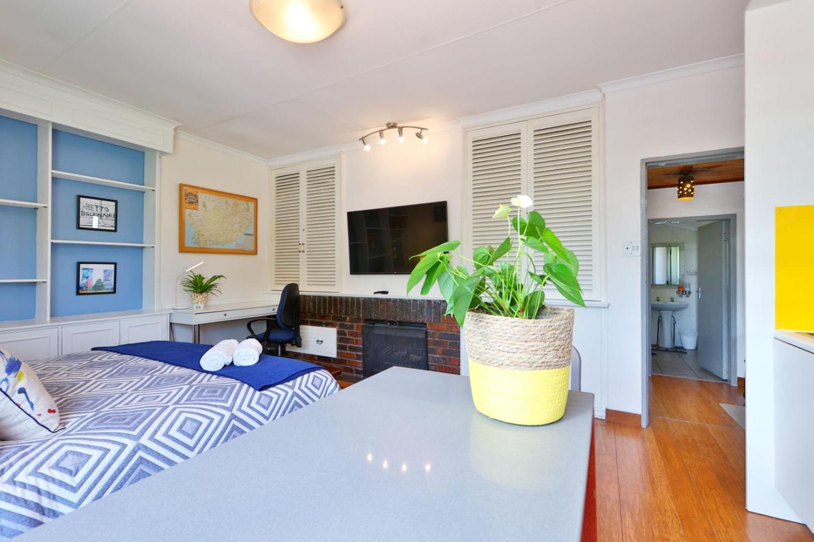 Four C's Guest Units In Craighall Park * Joanesburgo