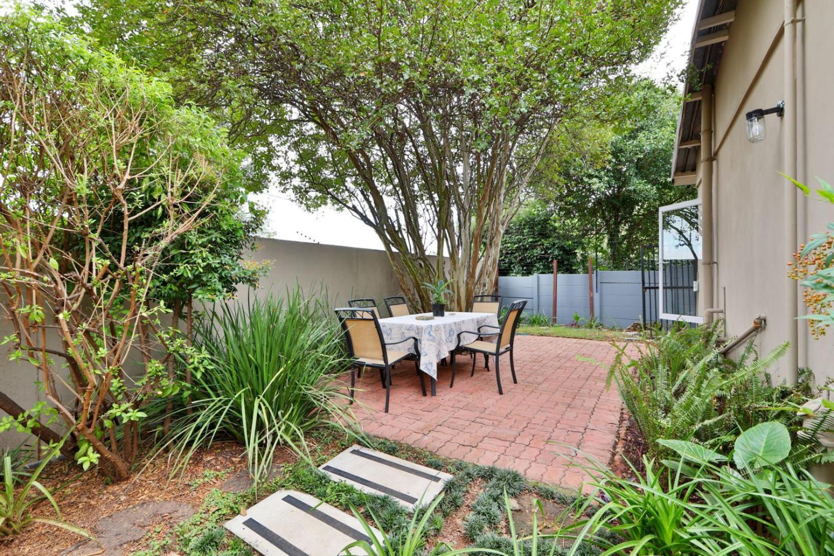 Four C's Guest Units In Craighall Park Casa de hóspedes Joanesburgo