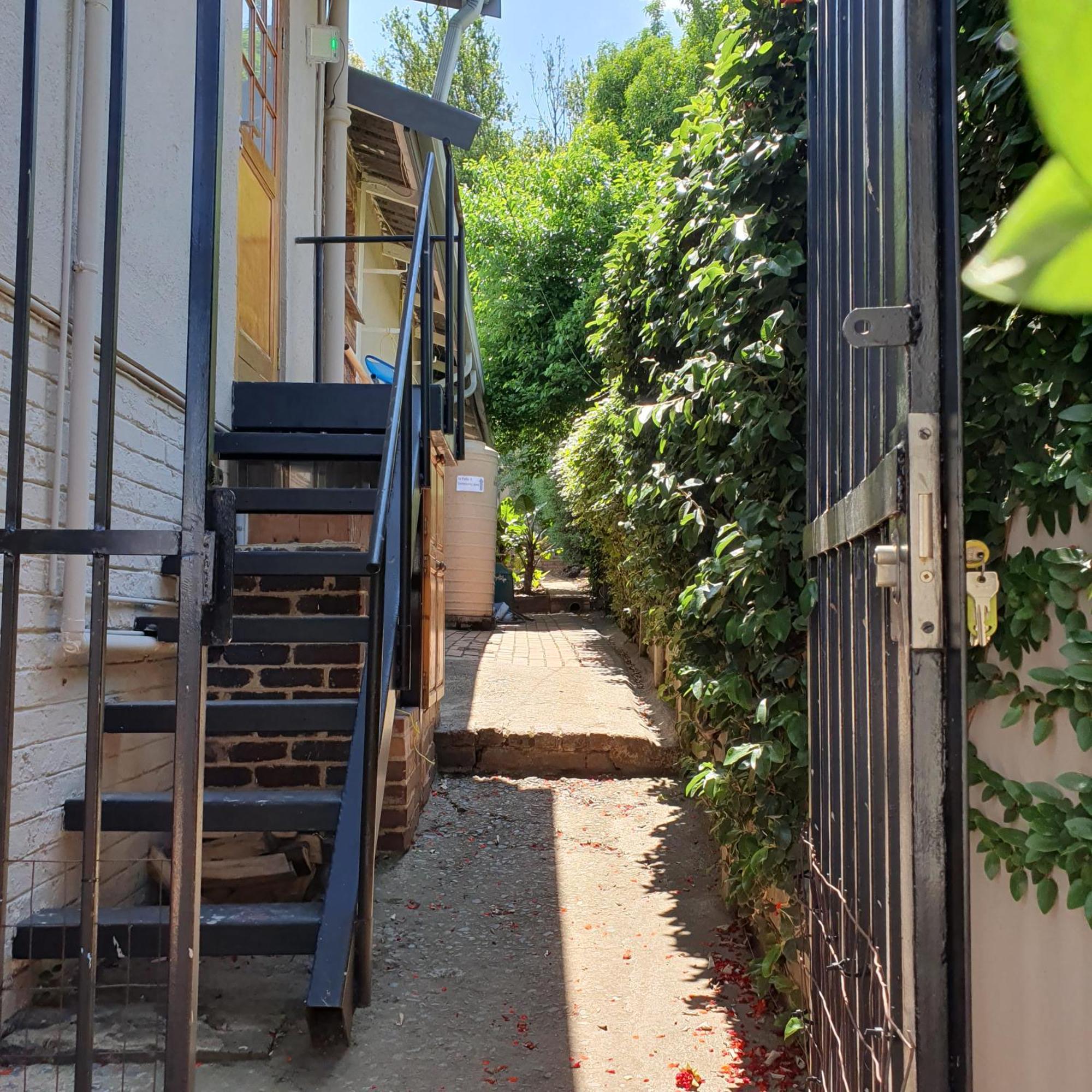 Four C's Guest Units In Craighall Park Casa de hóspedes Joanesburgo