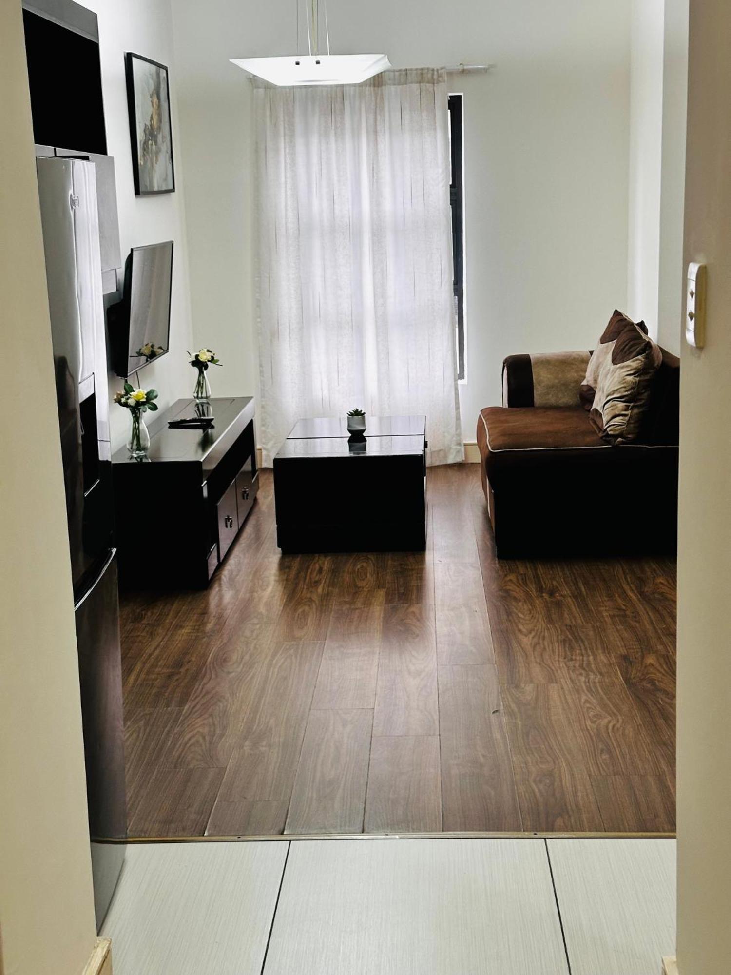 Nosu Modern Rivonia * Johannesburg