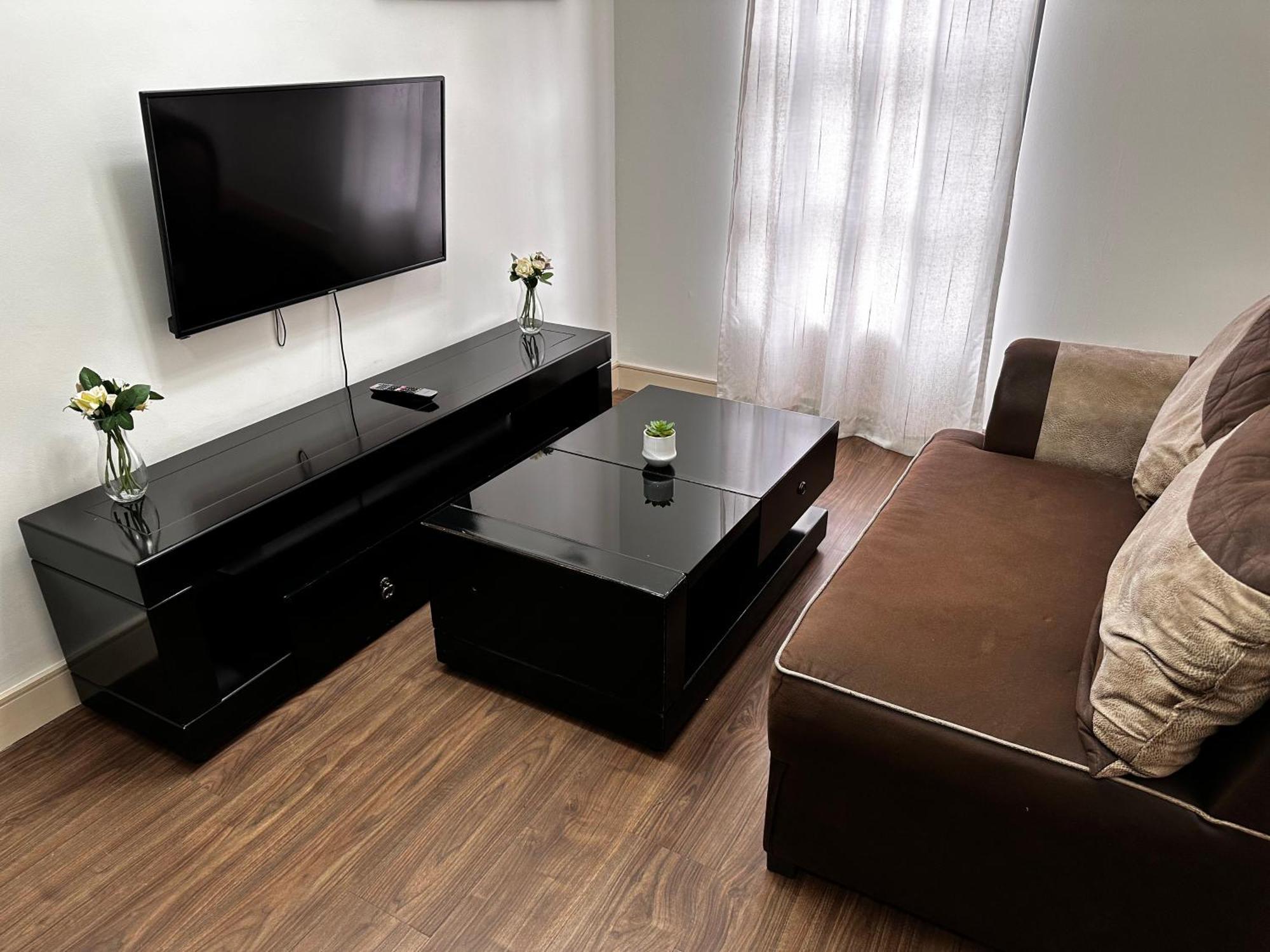 Nosu Modern Rivonia Apartment *