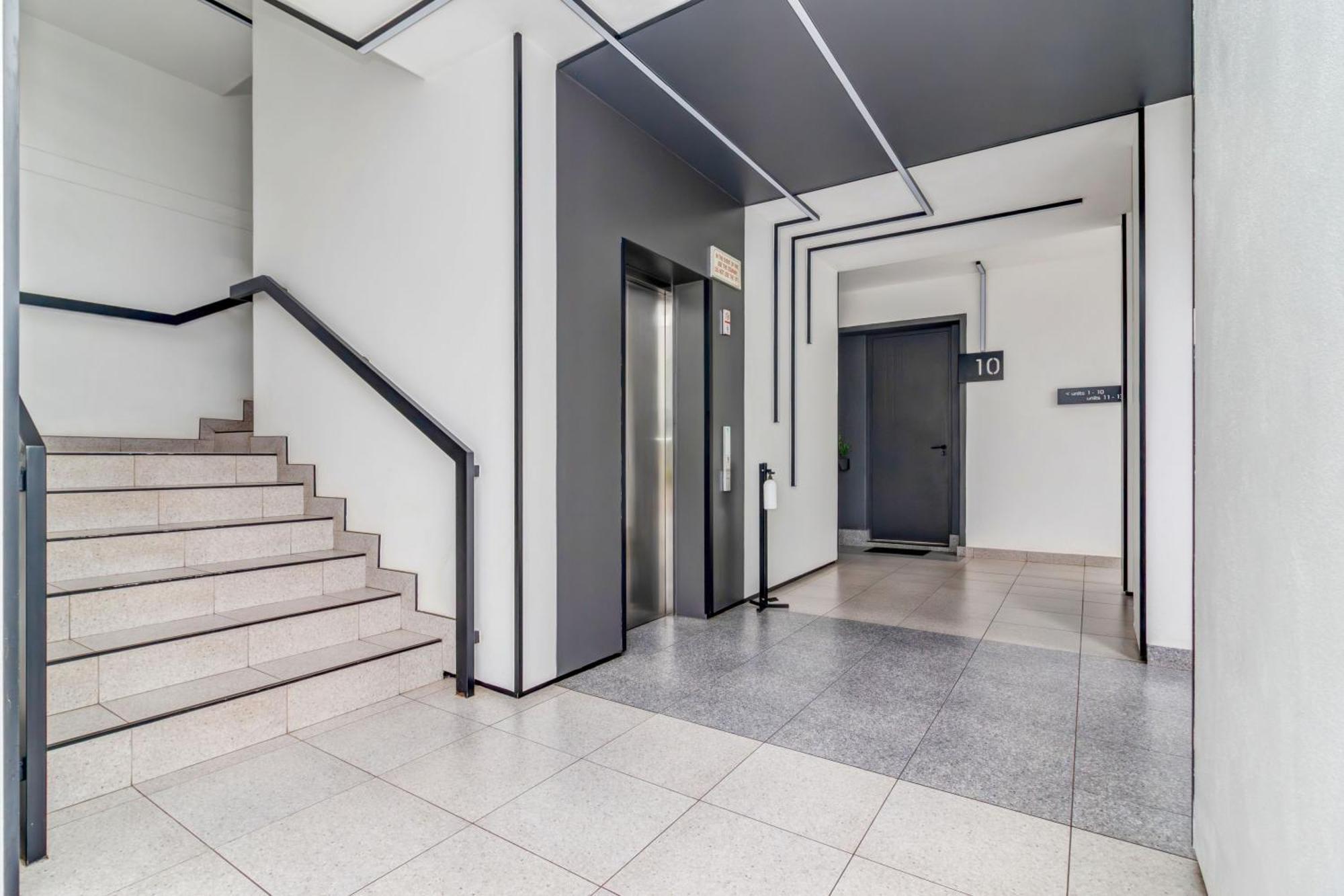 Luxurious & Peaceful Sandton 3-bed - Backup Power Apartamento *