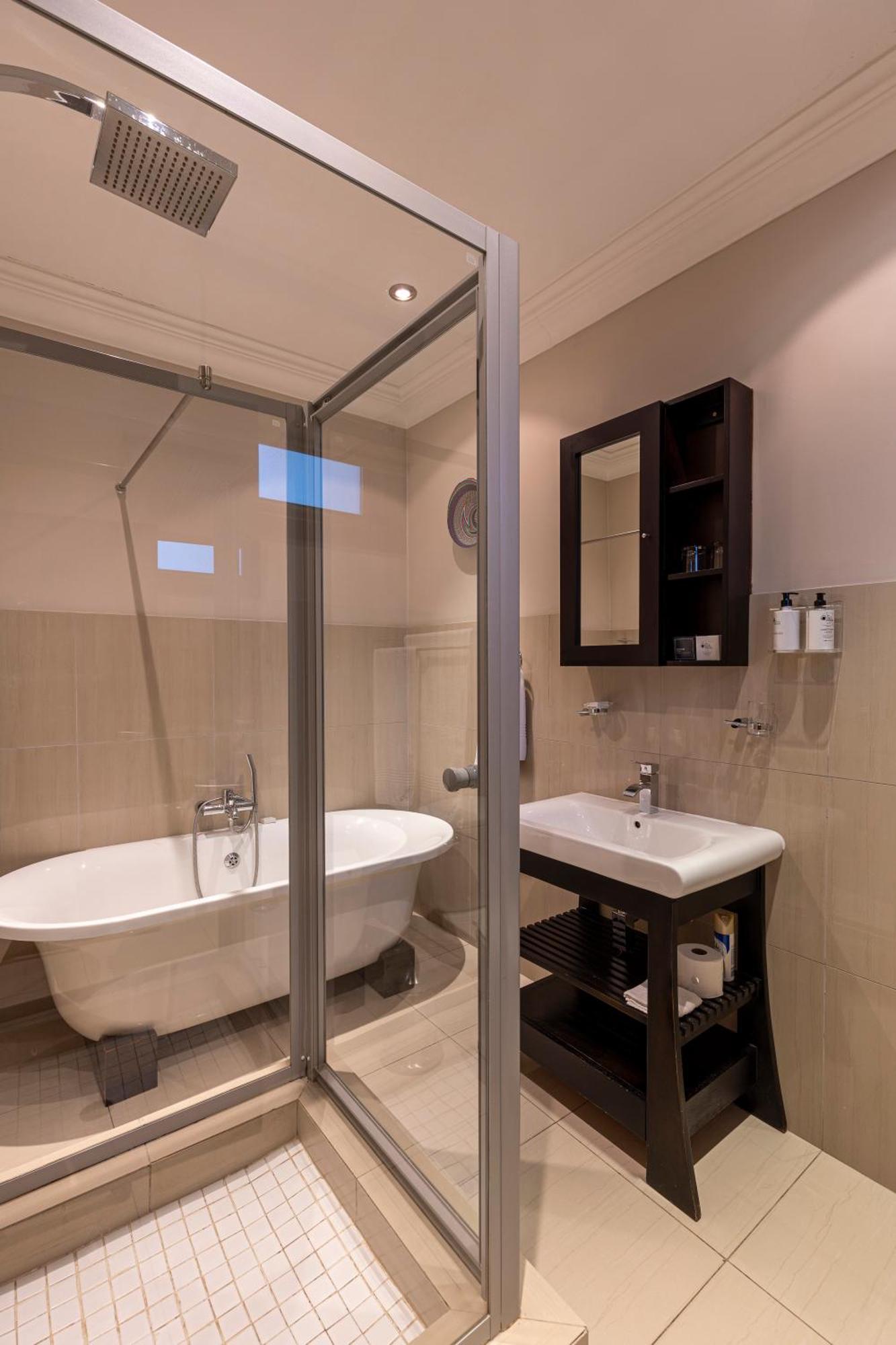 Hyde Park Guest house 5*