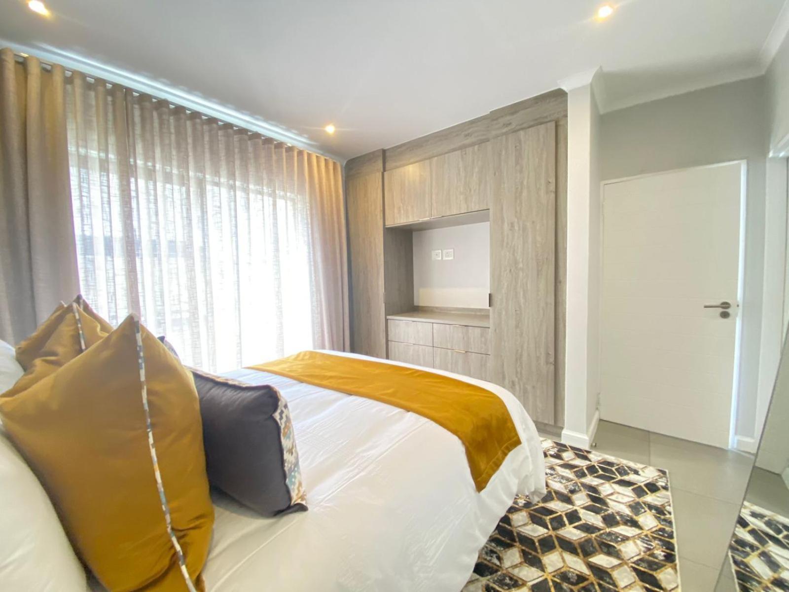 Beautiful 2 Bed, 2 Baths Johannesburg