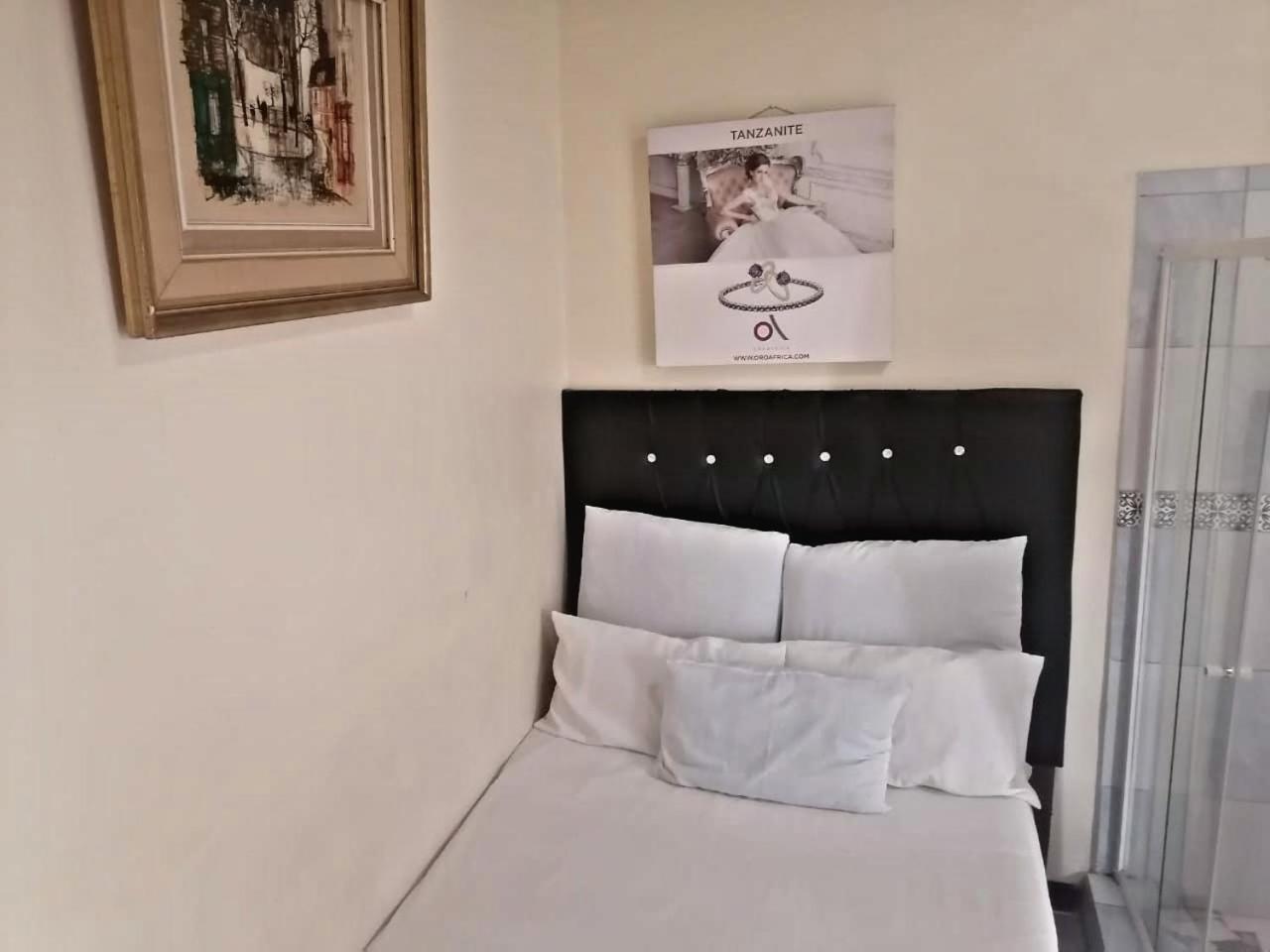 Guest house Valleycenter *
