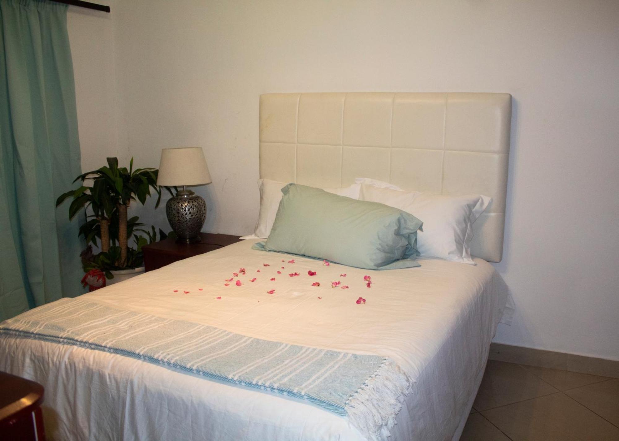 Lux Lifestyle Forte' * Johannesburg
