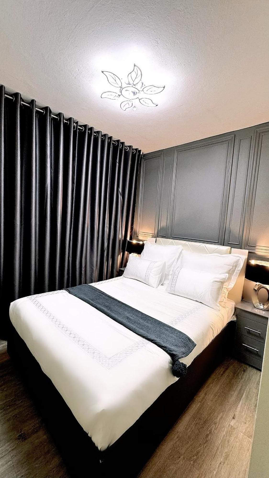 D&dluxury Rivonia With Inverter Apartment *