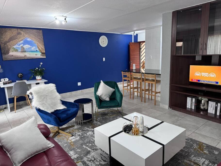 Apartment 46 On Marble Arch 2 Bedroom Morningside Johannesburg