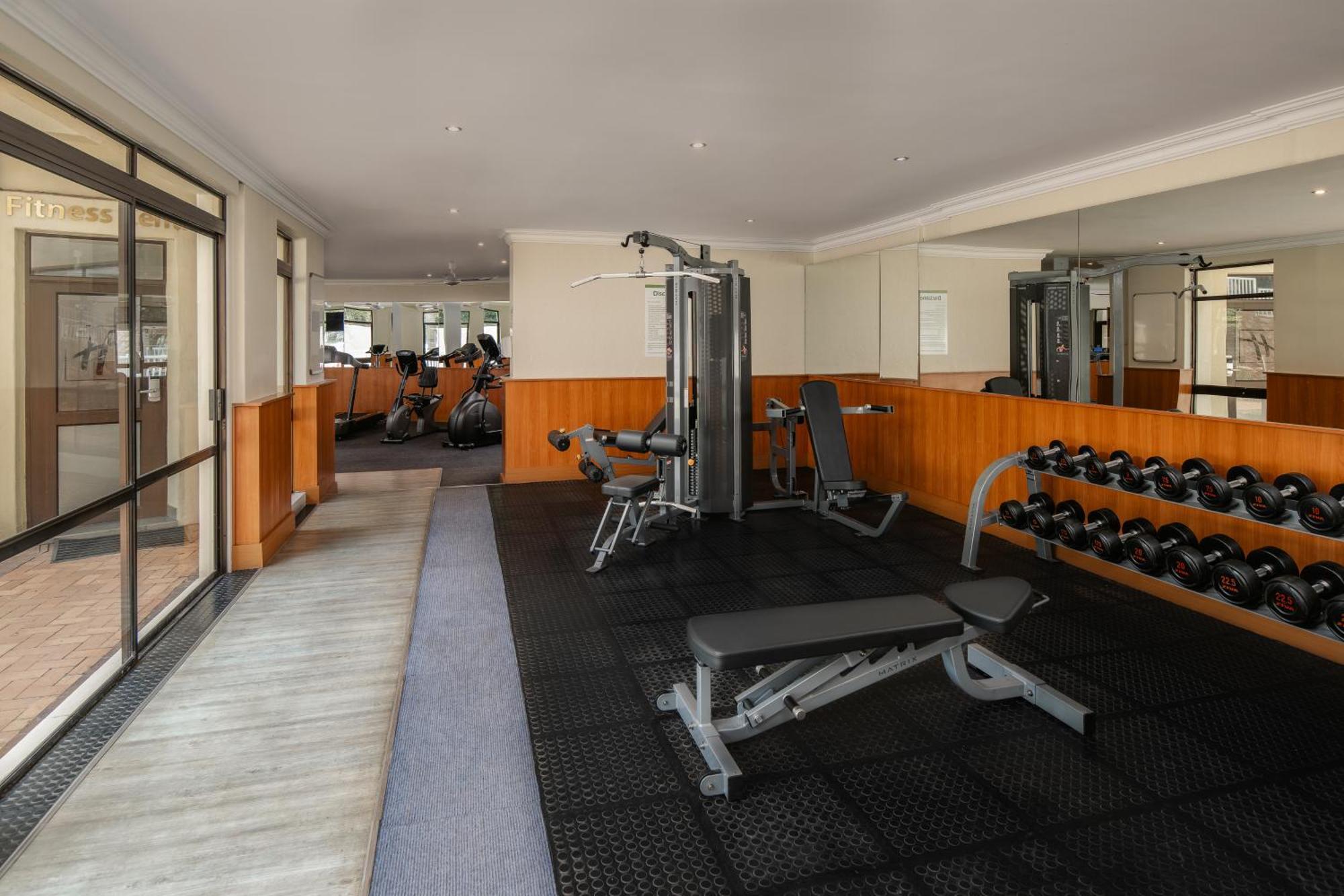 - Sunnyside Park By Ihg Hotel 4*