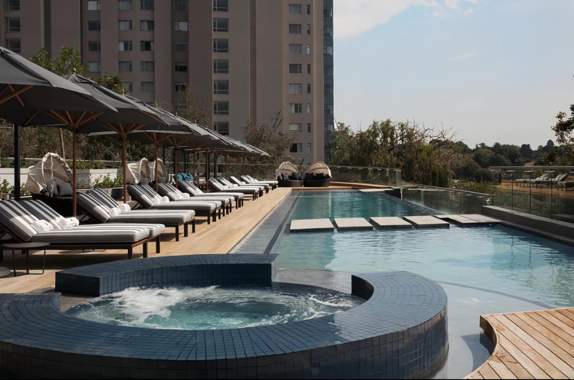 The Royalplatinum Penthouse *