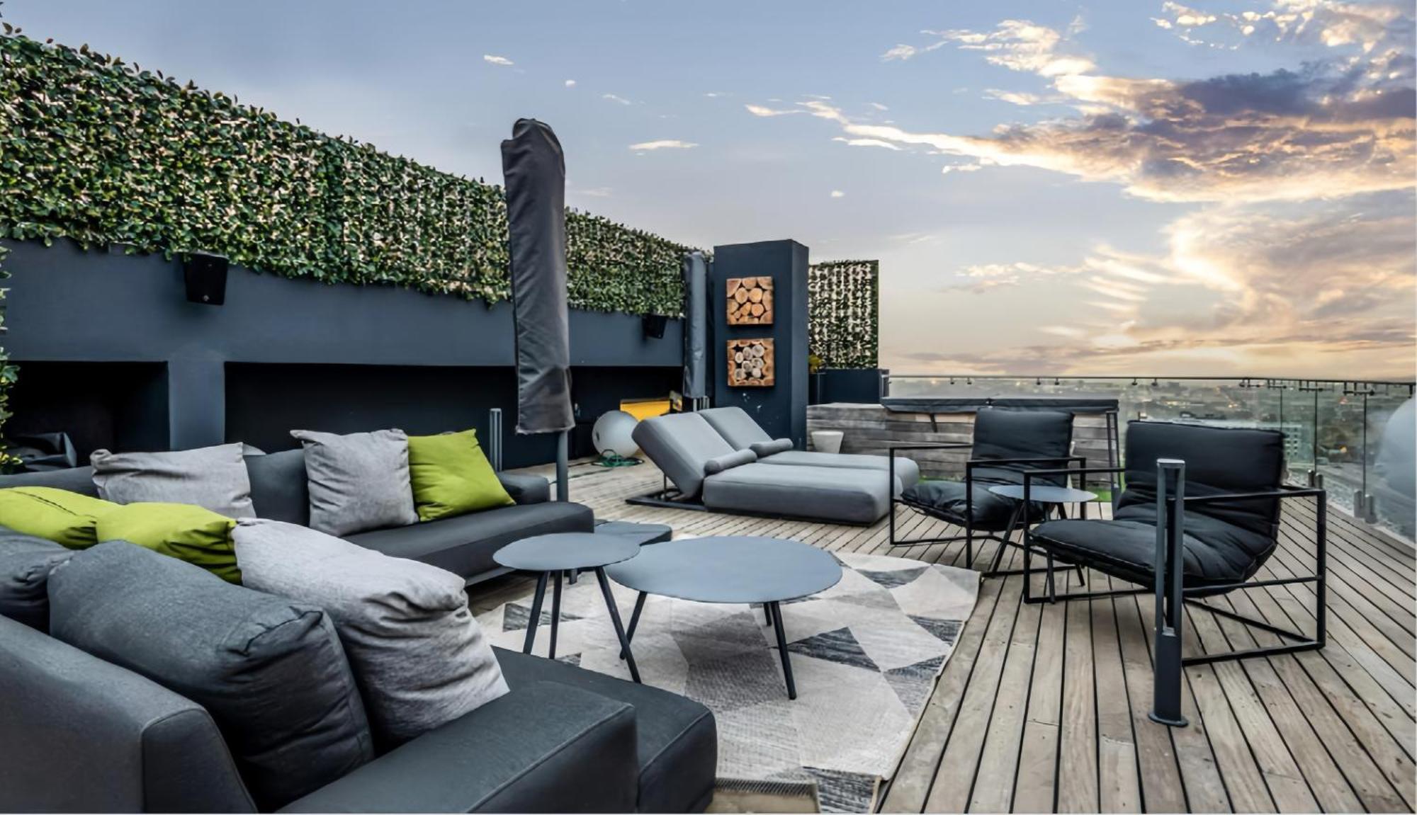 The Royalplatinum Penthouse