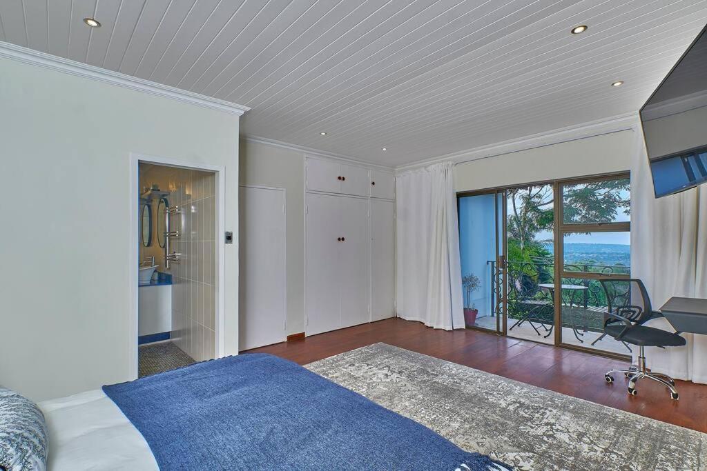 Northcliff Cedar Haven Villa *