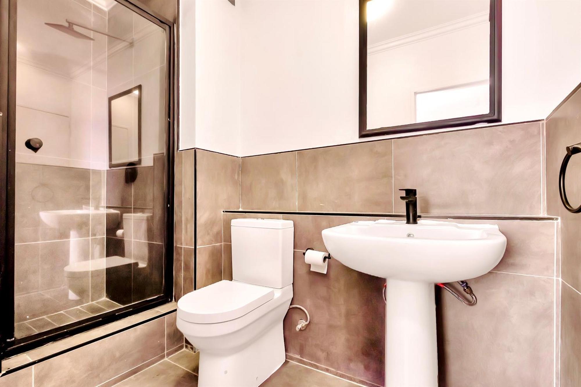 Apartment Sandton Lux, 2 Bedroom & 2 Ensuite, No Load Shedding Johannesburg
