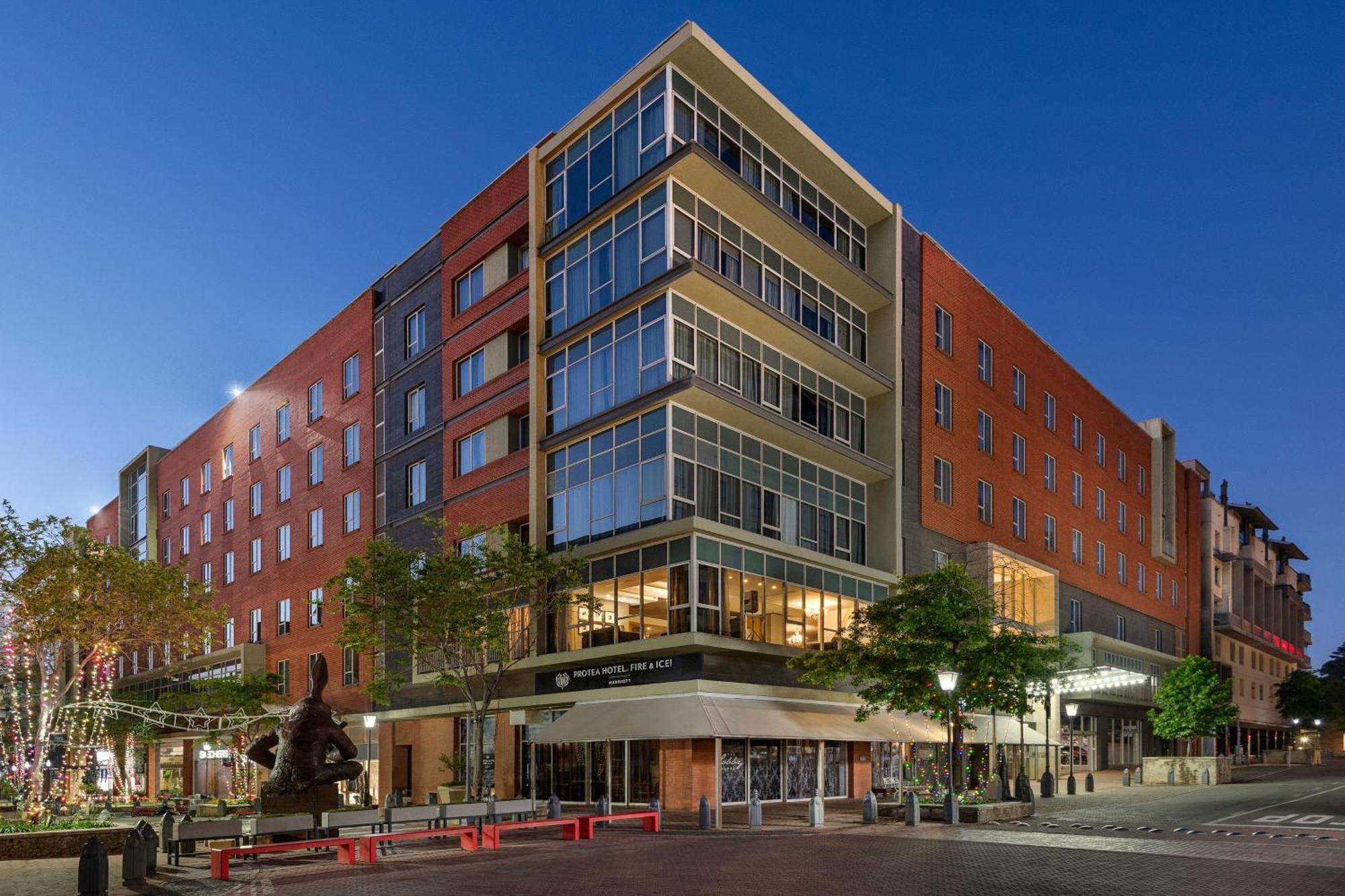 Protea Fire & Ice! By Marriott Melrose Arch 4* Johannesburg