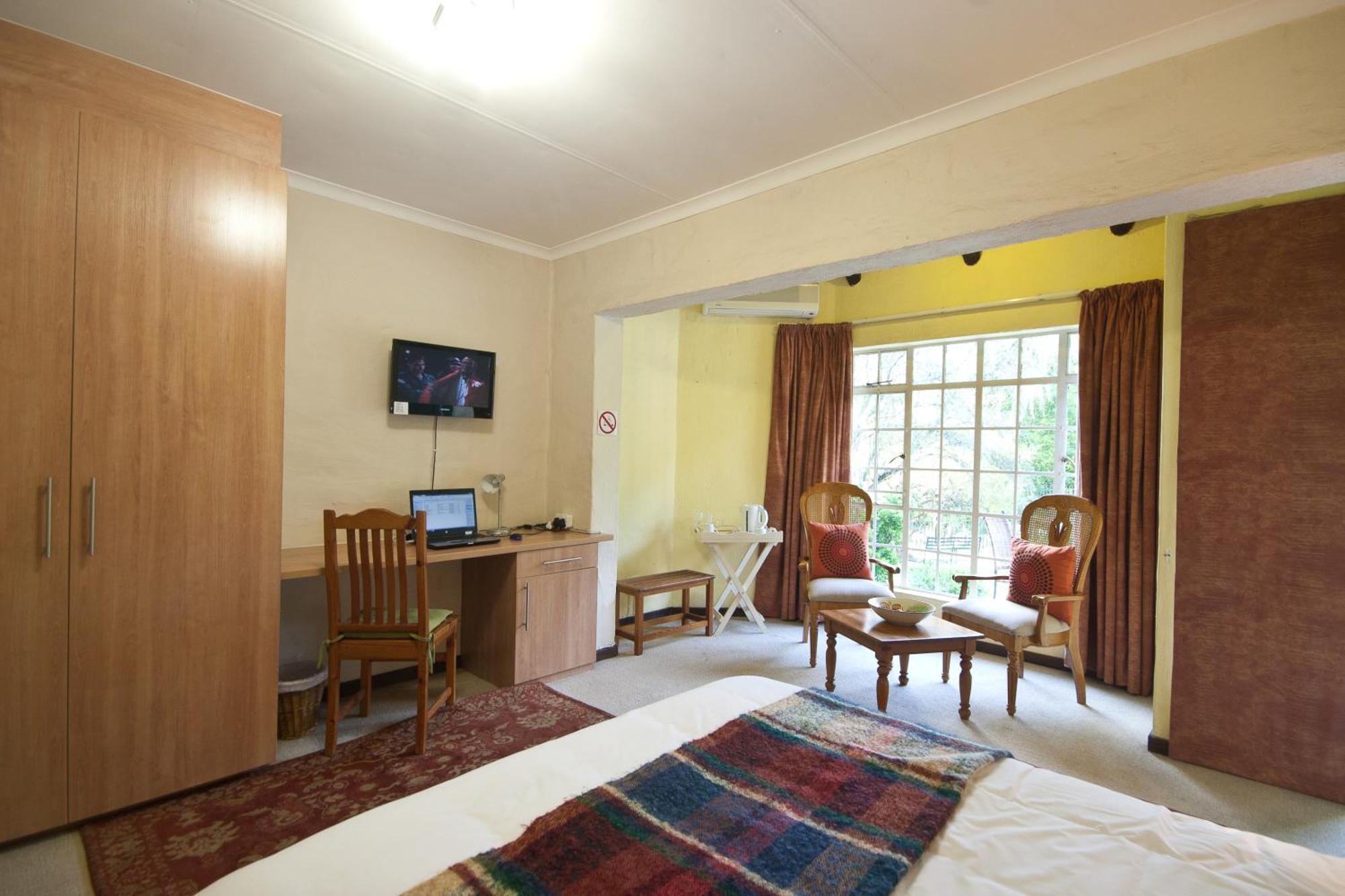 Guest house Thatchfoord Johannesburg