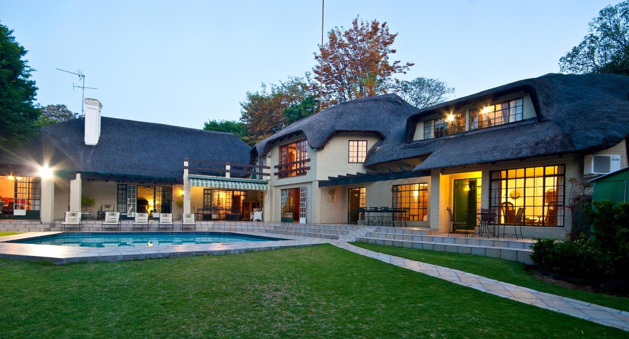 Guest house Thatchfoord Johannesburg