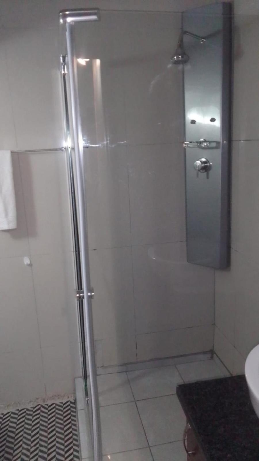 Living Near Nelson Mandela Bridge & Wits Uni * Johannesburg