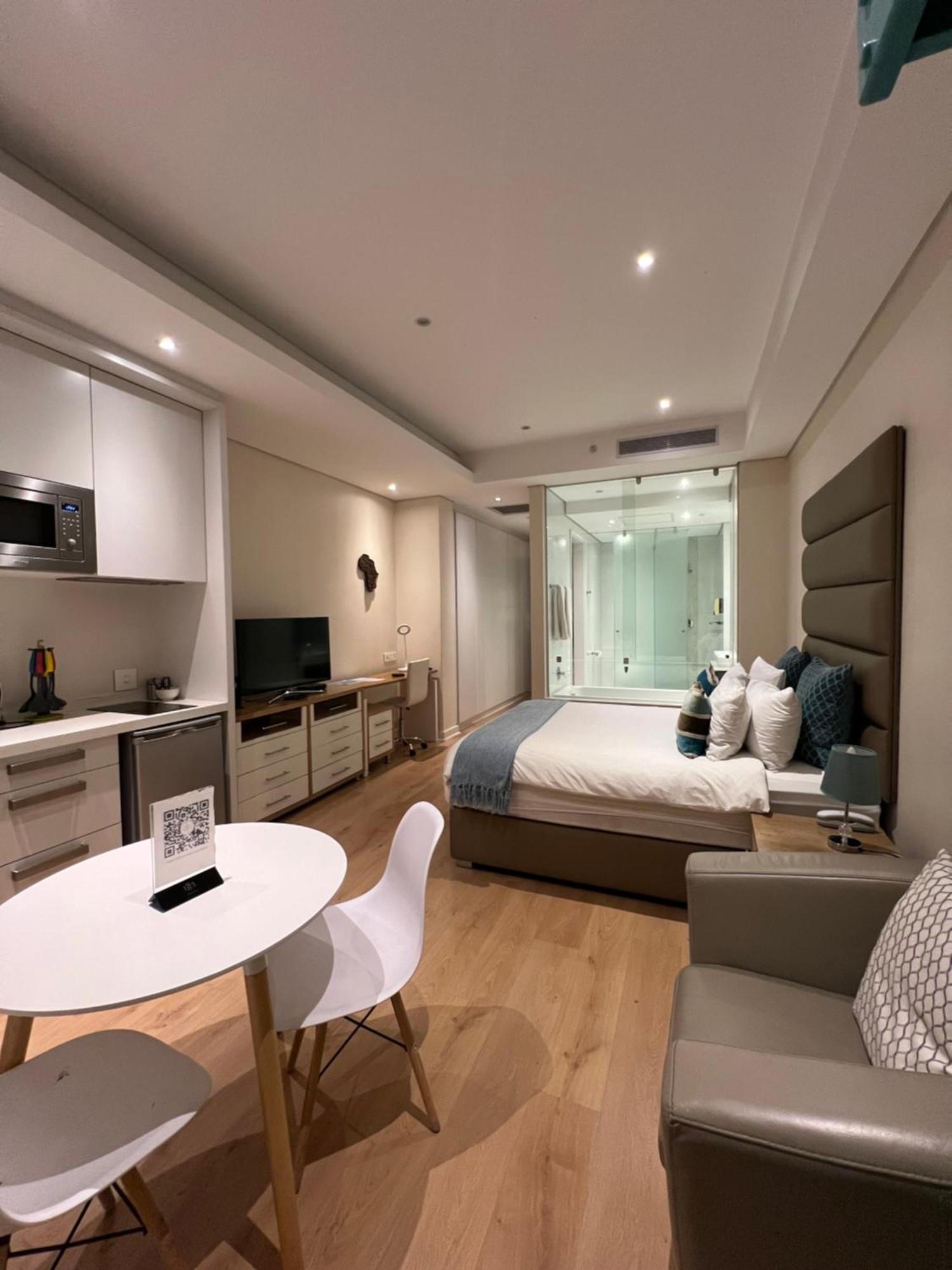 Sandton Skye * Johannesburg