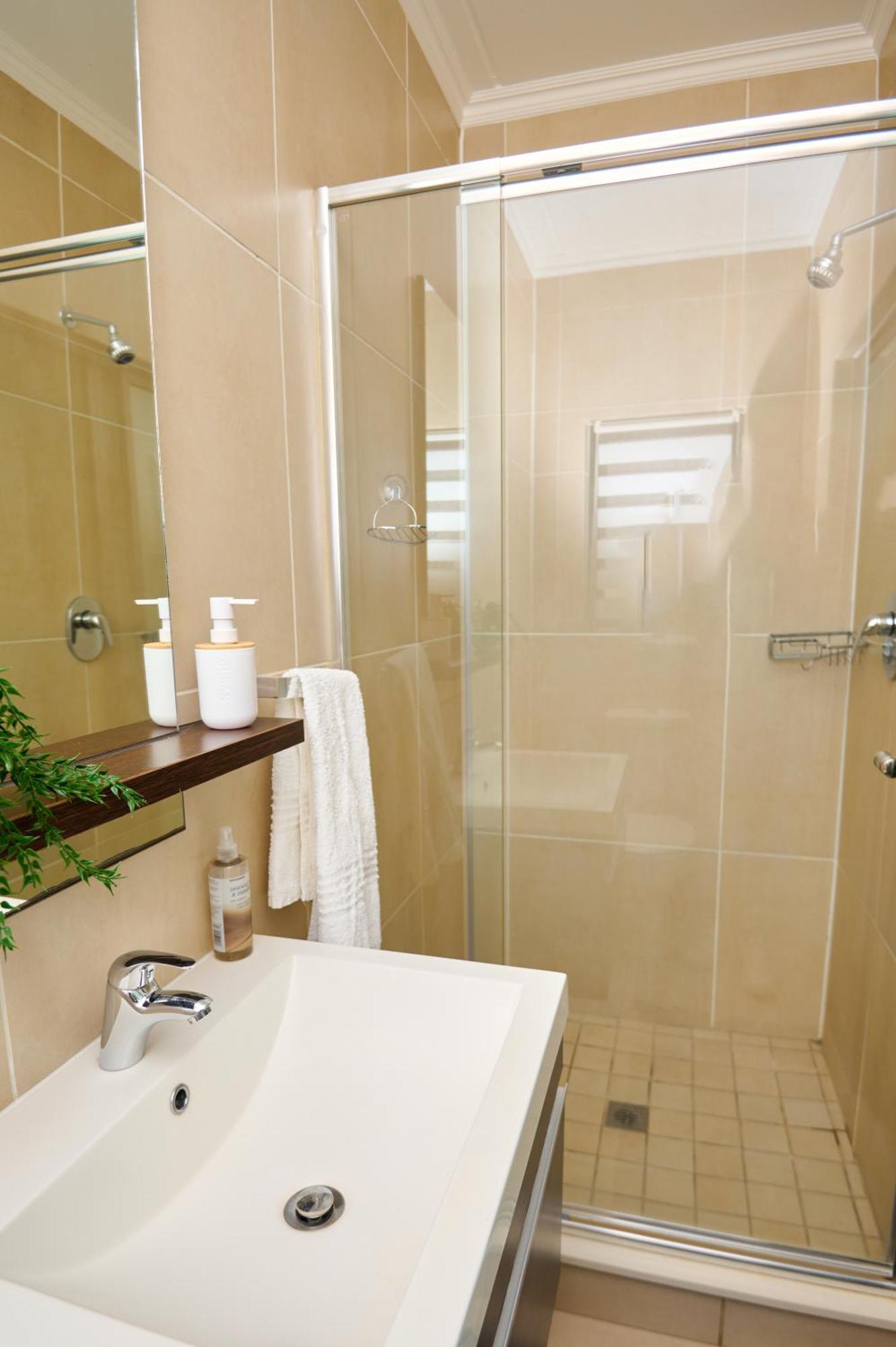 Apartment A Charm In Dainfern Near Montecasino Sandton *